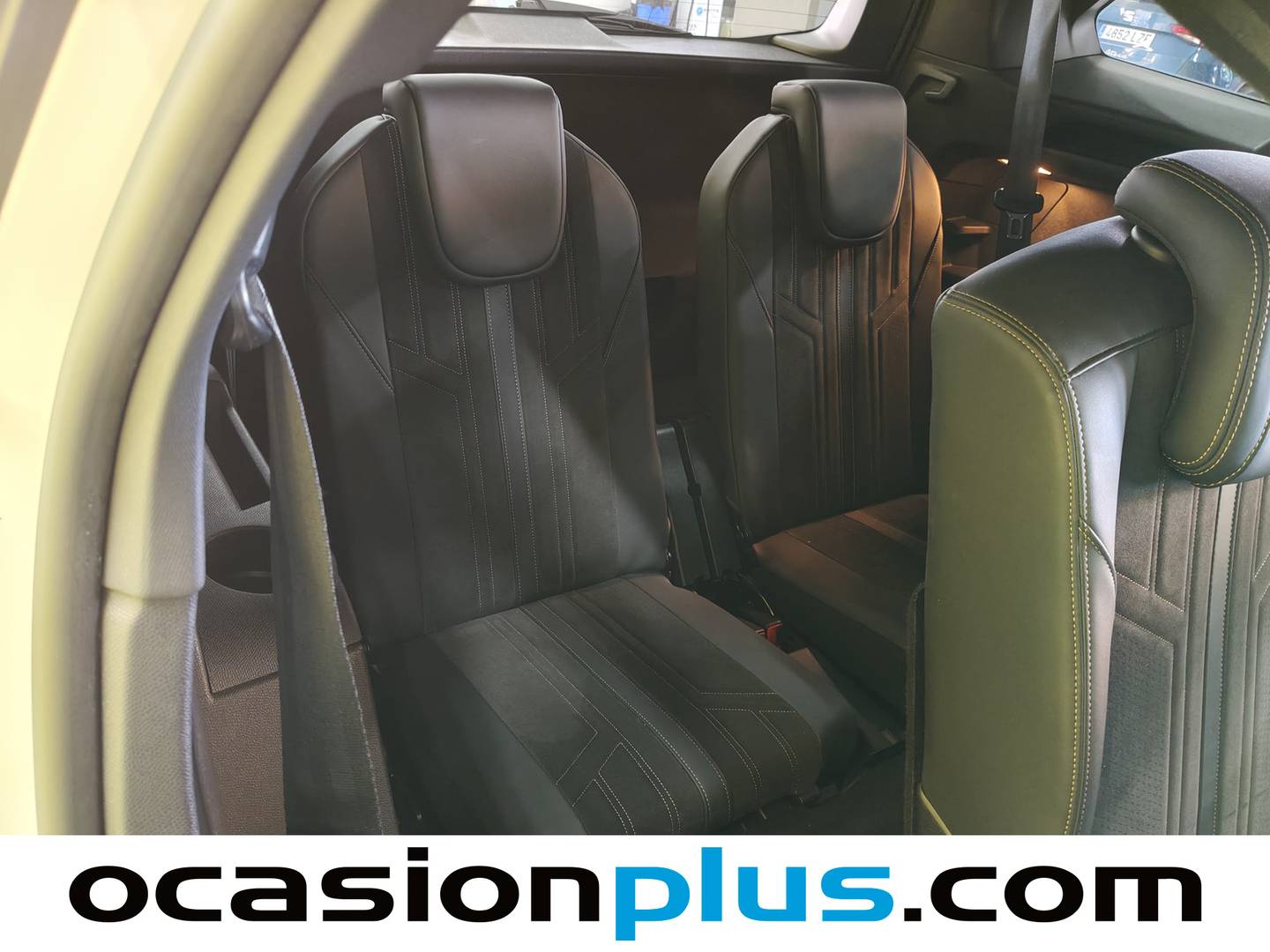 Extras y acabados del Peugeot 5008 Peugeot 5008 PureTech 130 S&S GT 7 Plazas (130 CV)