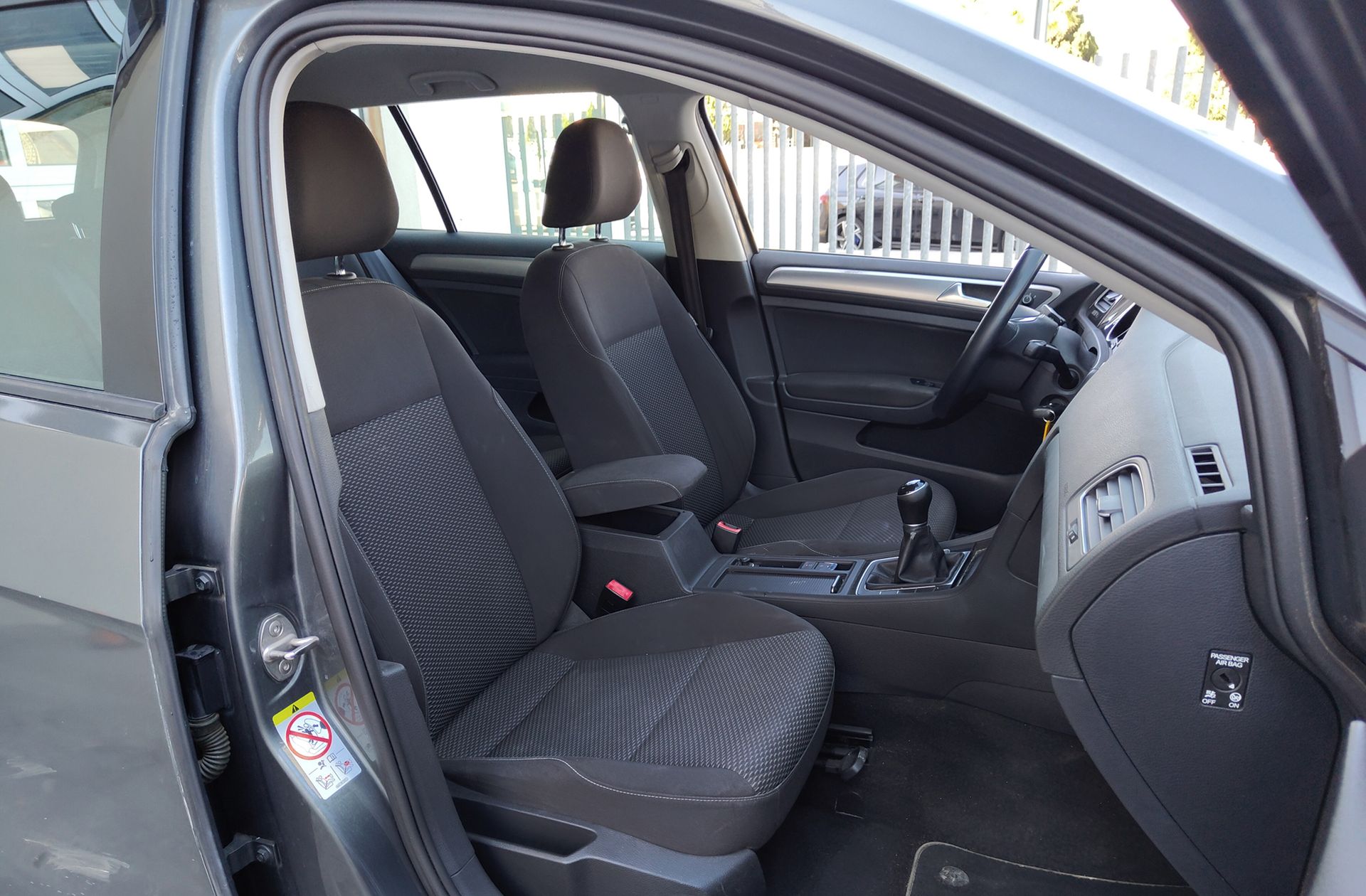 Volkswagen Golf Variant Business Navi 1.6 TDI - foto 19