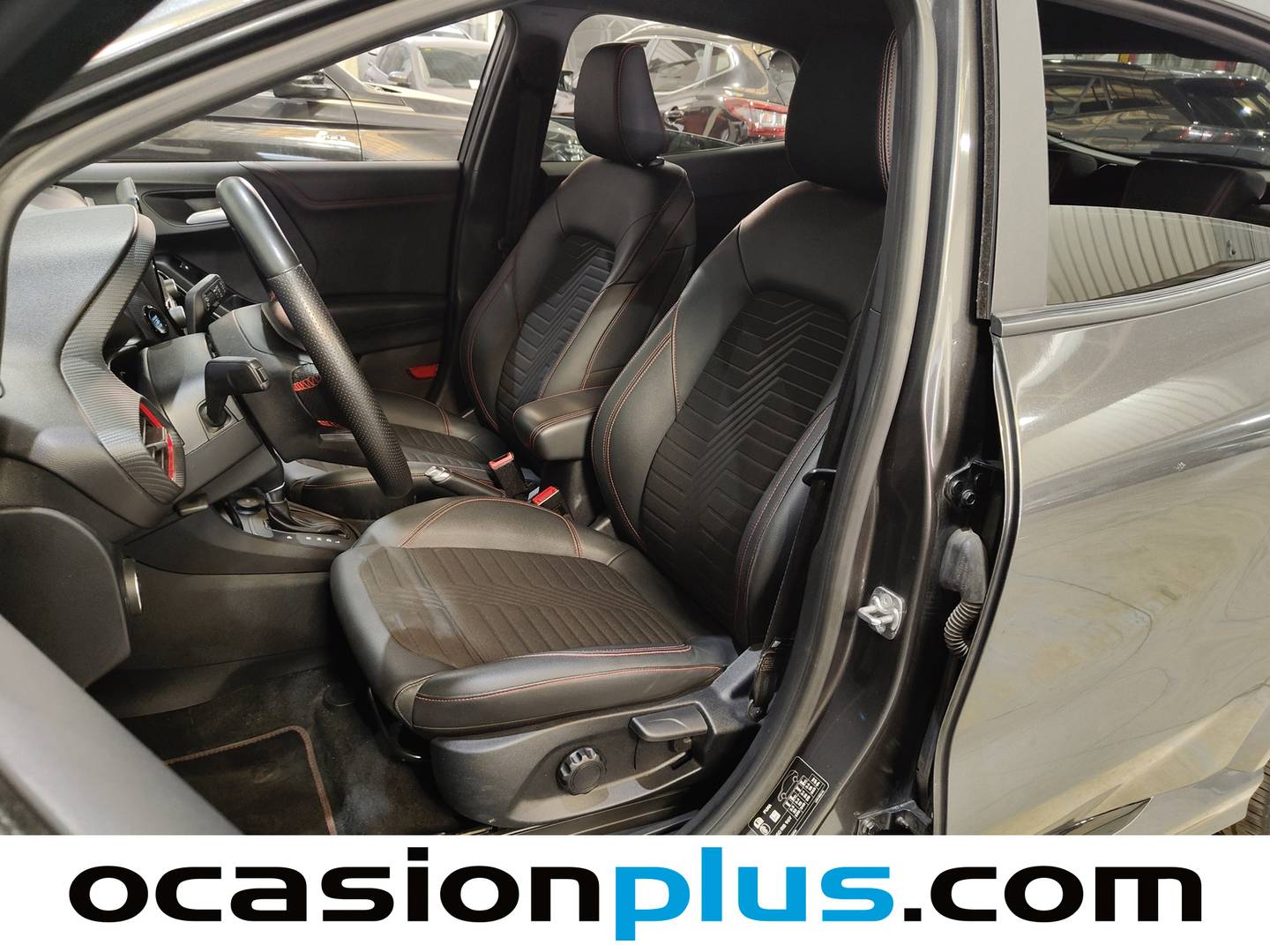 Foto Ford Puma Ford Puma 1.0 EcoBoost MHEV ST-Line X Auto  (155 CV)