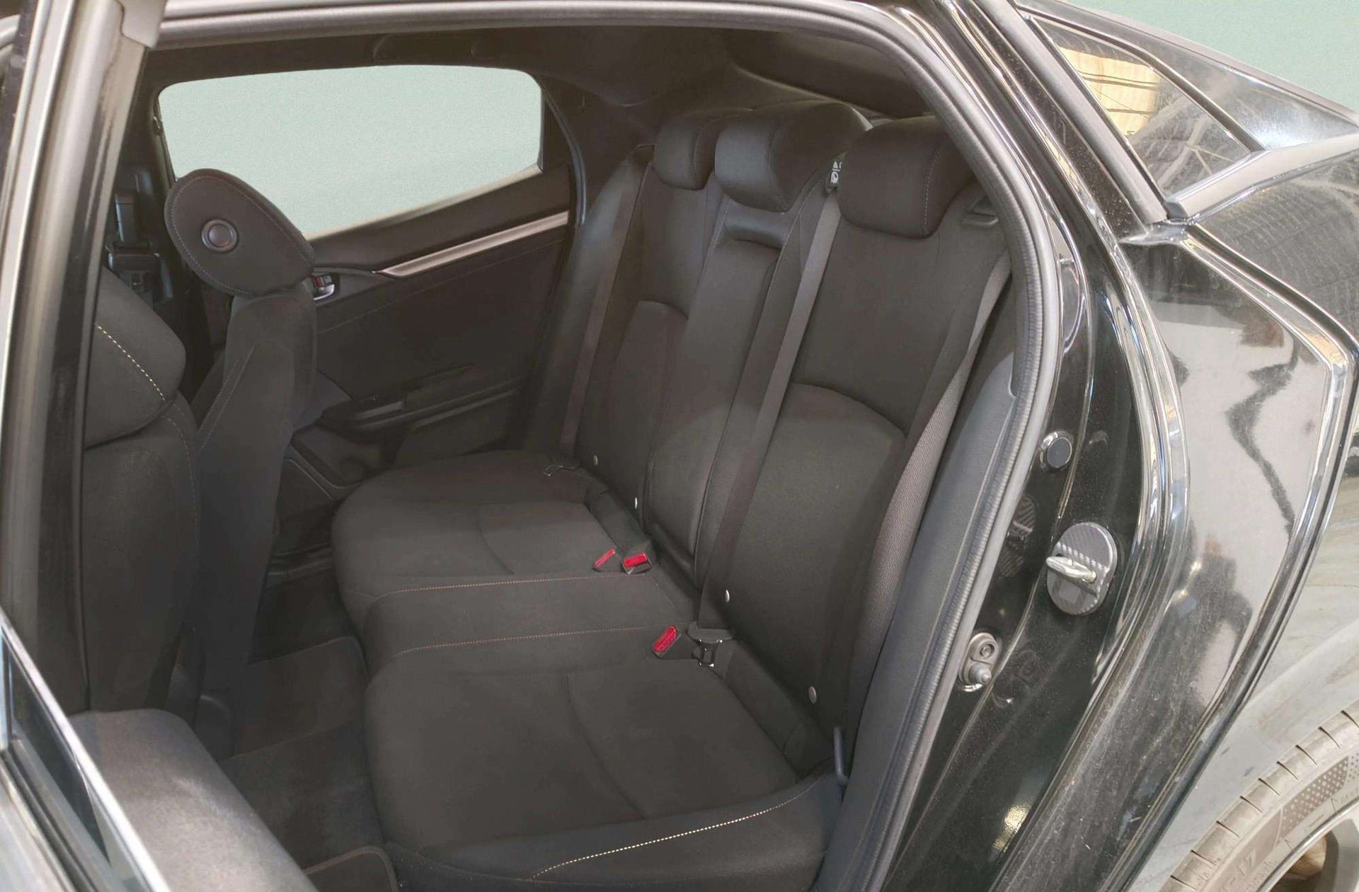 Honda Civic 1.5 I-VTEC Turbo Sport - foto 13