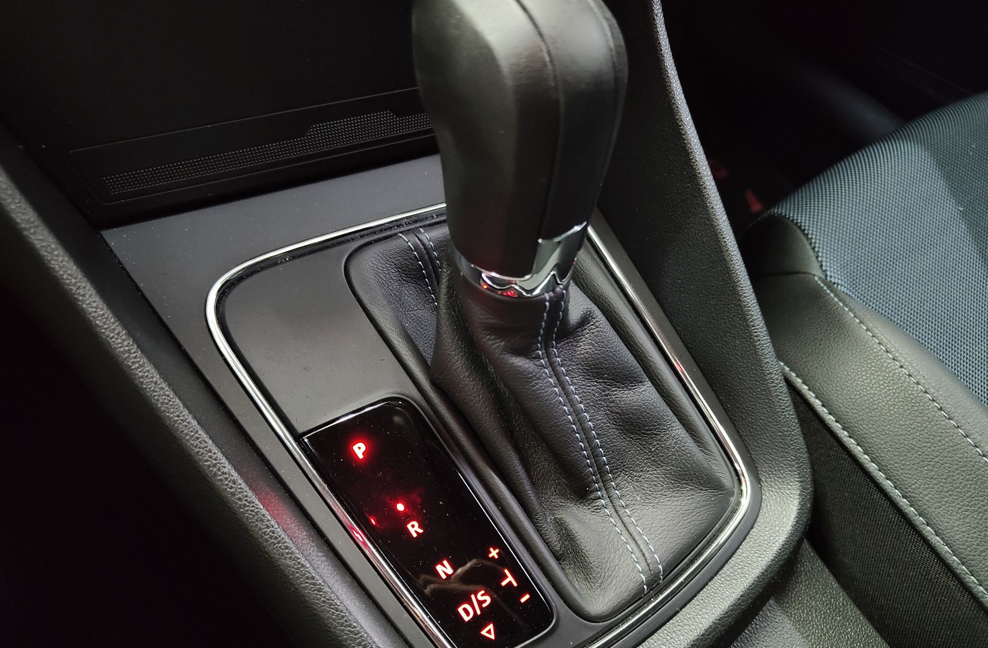 SEAT León 1.4 TSI ACT I-Tech DSG-7 - foto 5
