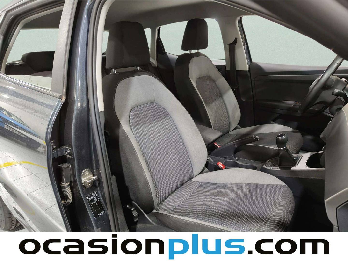 Foto Seat Ibiza SEAT Ibiza 1.0 MPI Style Plus (80 CV)