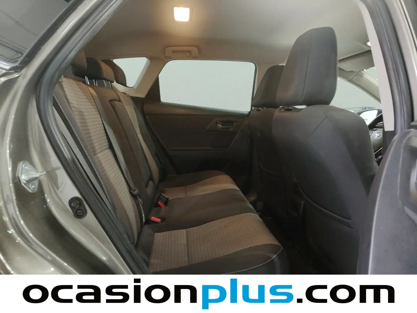 Foto Toyota Auris Toyota Auris 140H Hybrid Feel! Edition (136 CV)