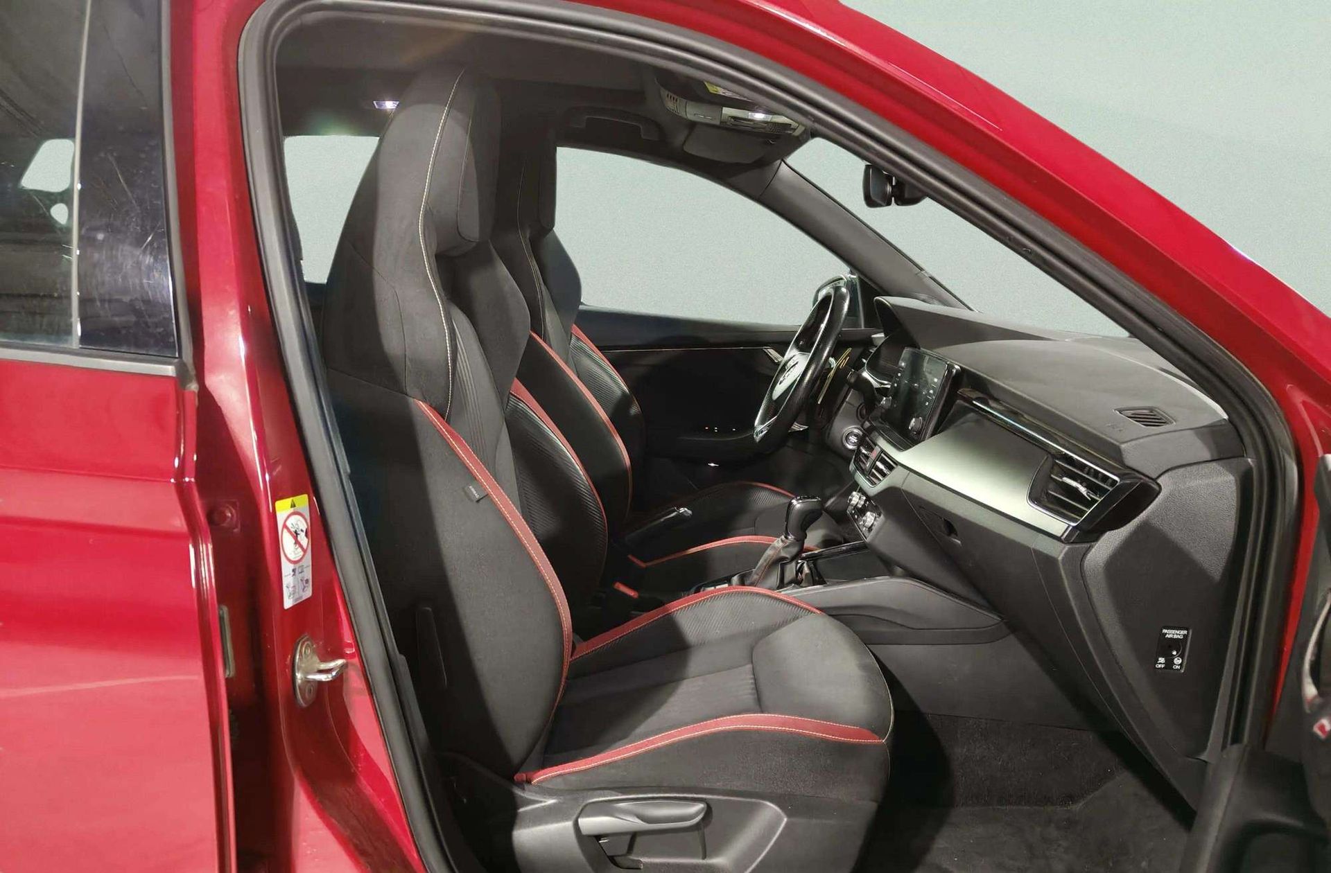 Škoda Kamiq 1.5 TSI Montecarlo DSG - foto 23
