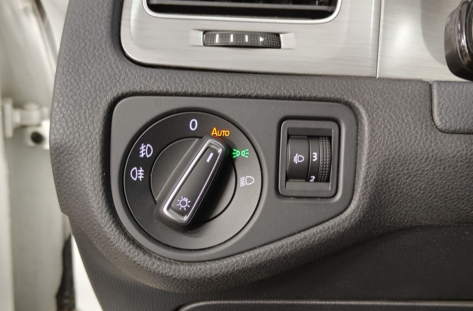 Volkswagen Golf Variant Variant Advance 1.6 TDI BMT - foto 25