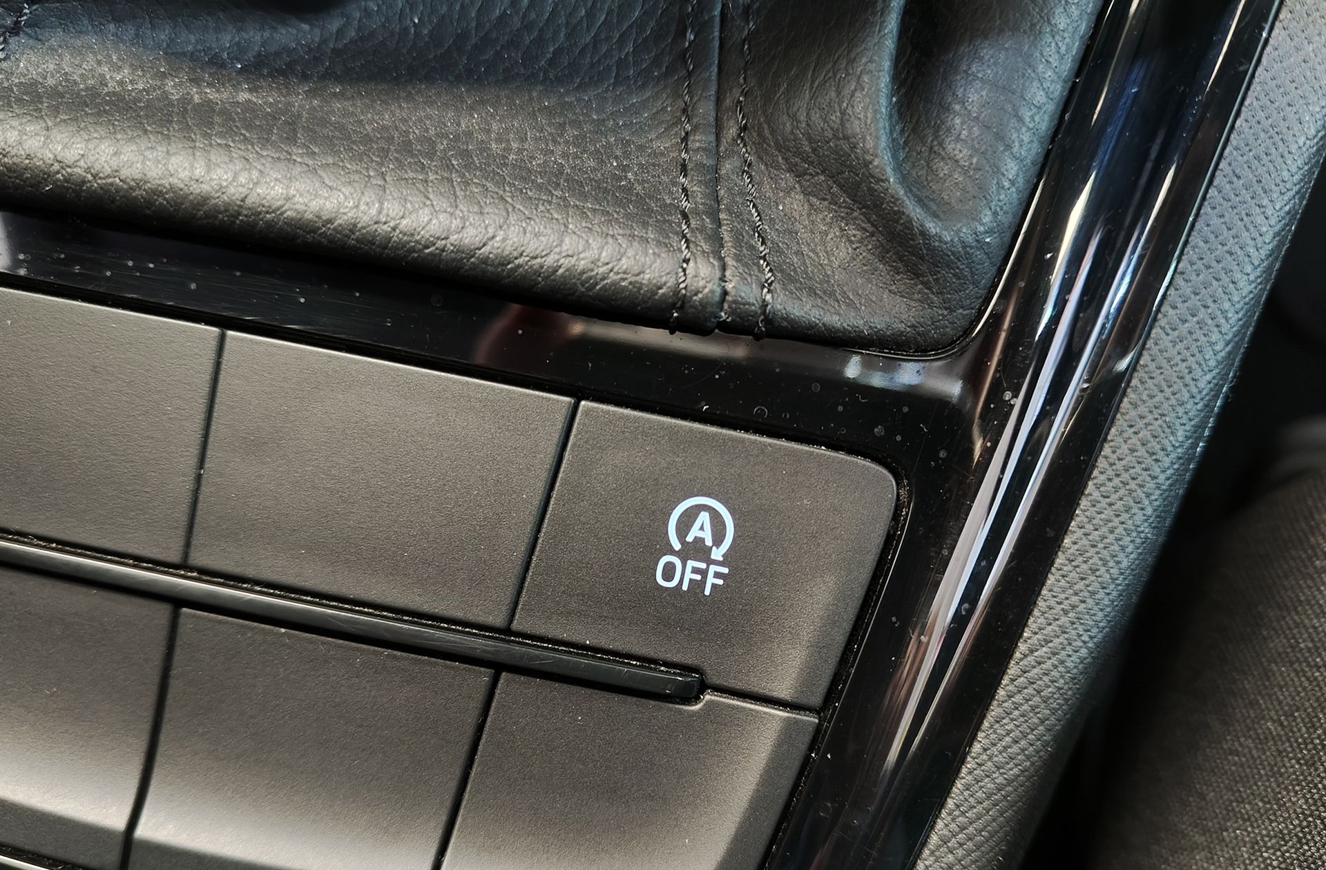 Škoda Kamiq 1.0 TSI Scout - foto 12