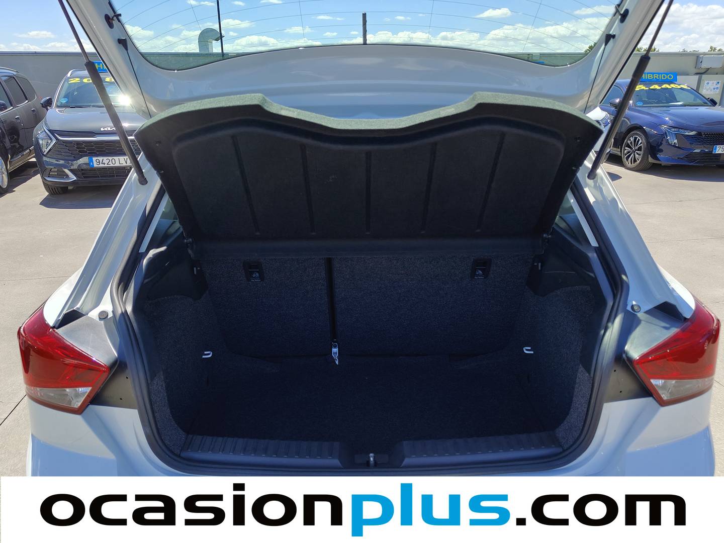 Fotos maletero Seat Ibiza Seat Ibiza 1.0 MPI Reference XL  (80 CV)