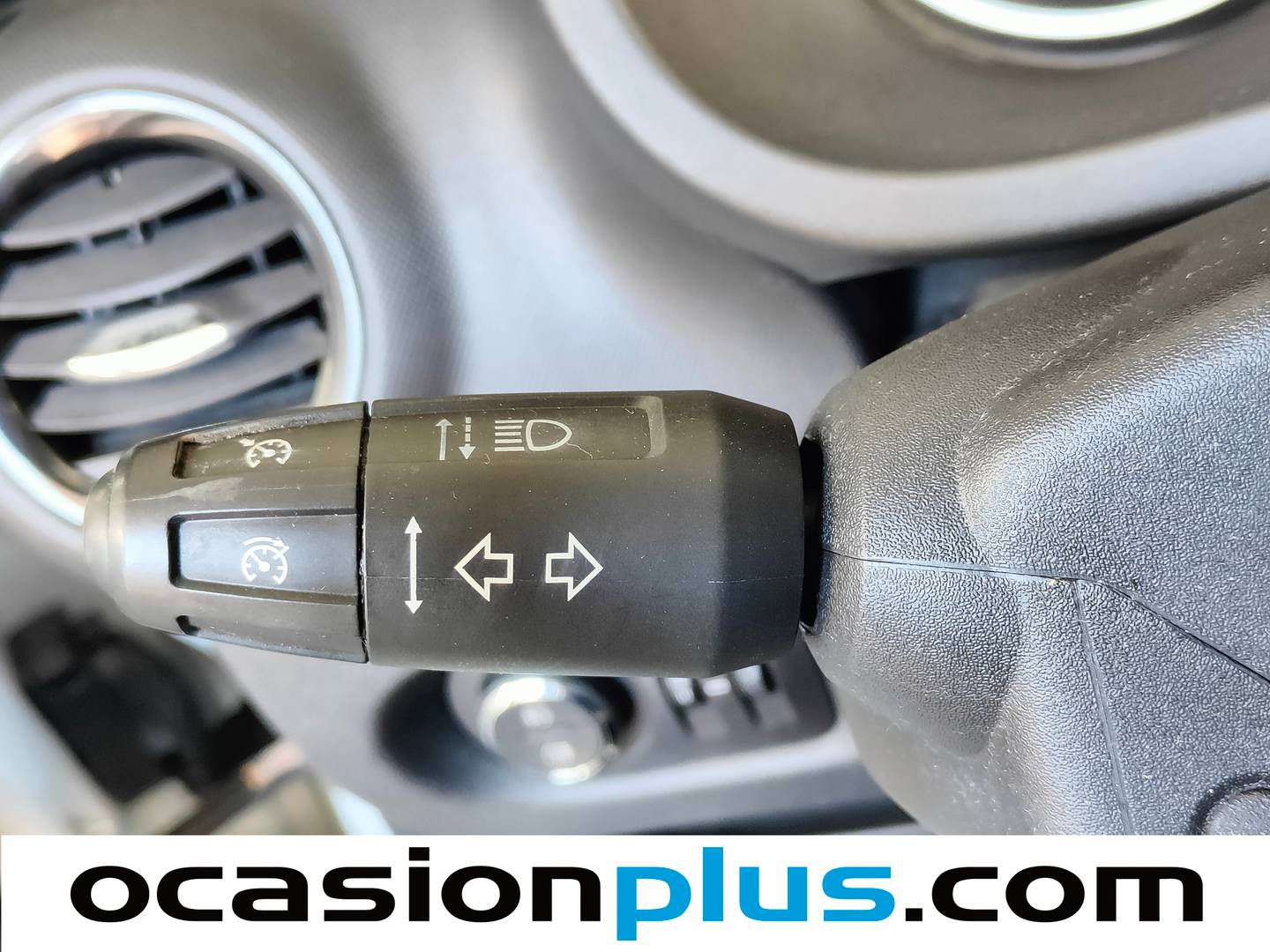 Extras y acabados del Opel Corsa Opel Corsa 1.2 Selective Easytronic (85 CV)