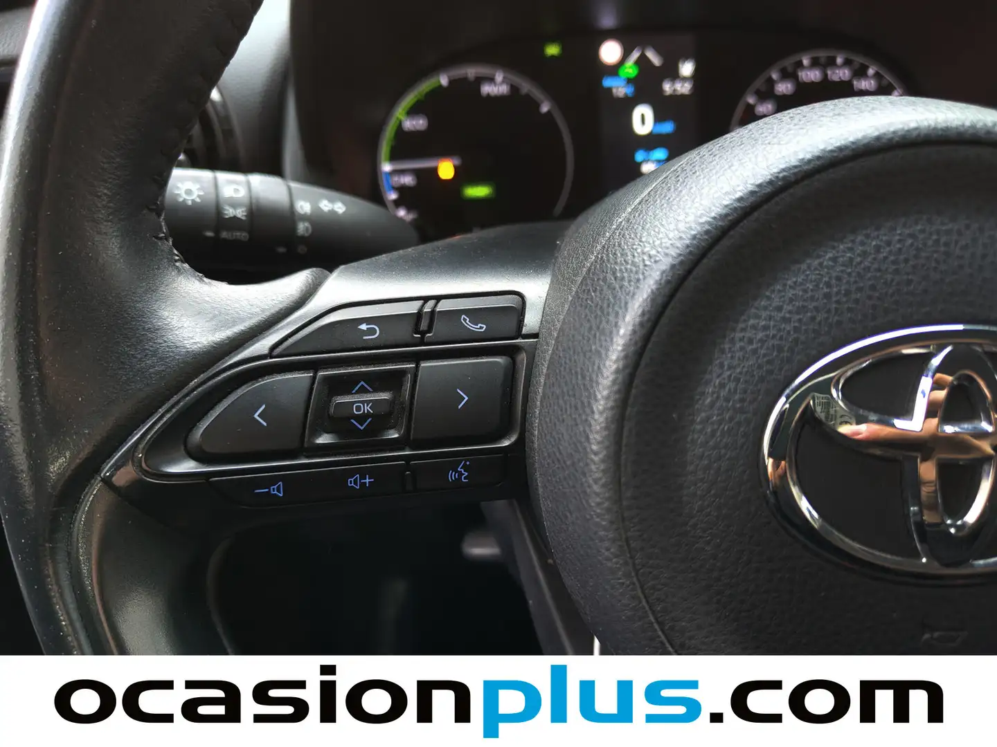 Foto Toyota Yaris Toyota Yaris 120H Business Plus (116 CV)