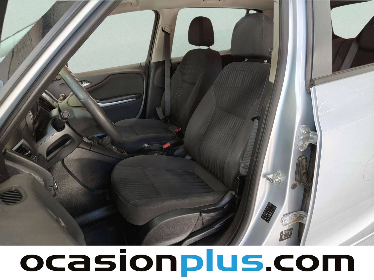 Foto asientos traseros Opel Zafira Opel Zafira 1.6 CDTI S&S Expression (120 CV) 7 Plazas
