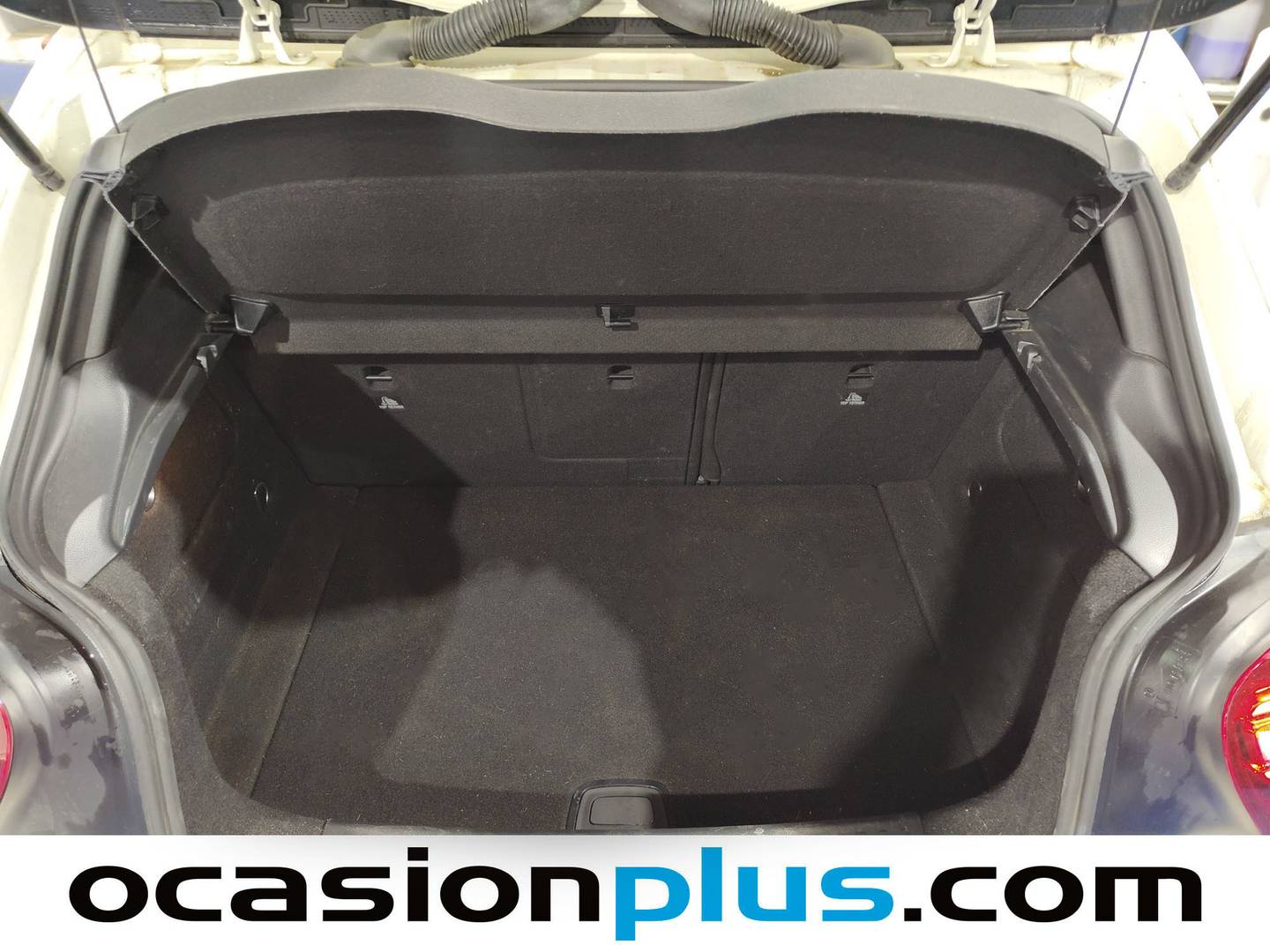 Fotos maletero Mercedes Clase A Mercedes-Benz Clase A 200 d  (136 CV) Pack AMG