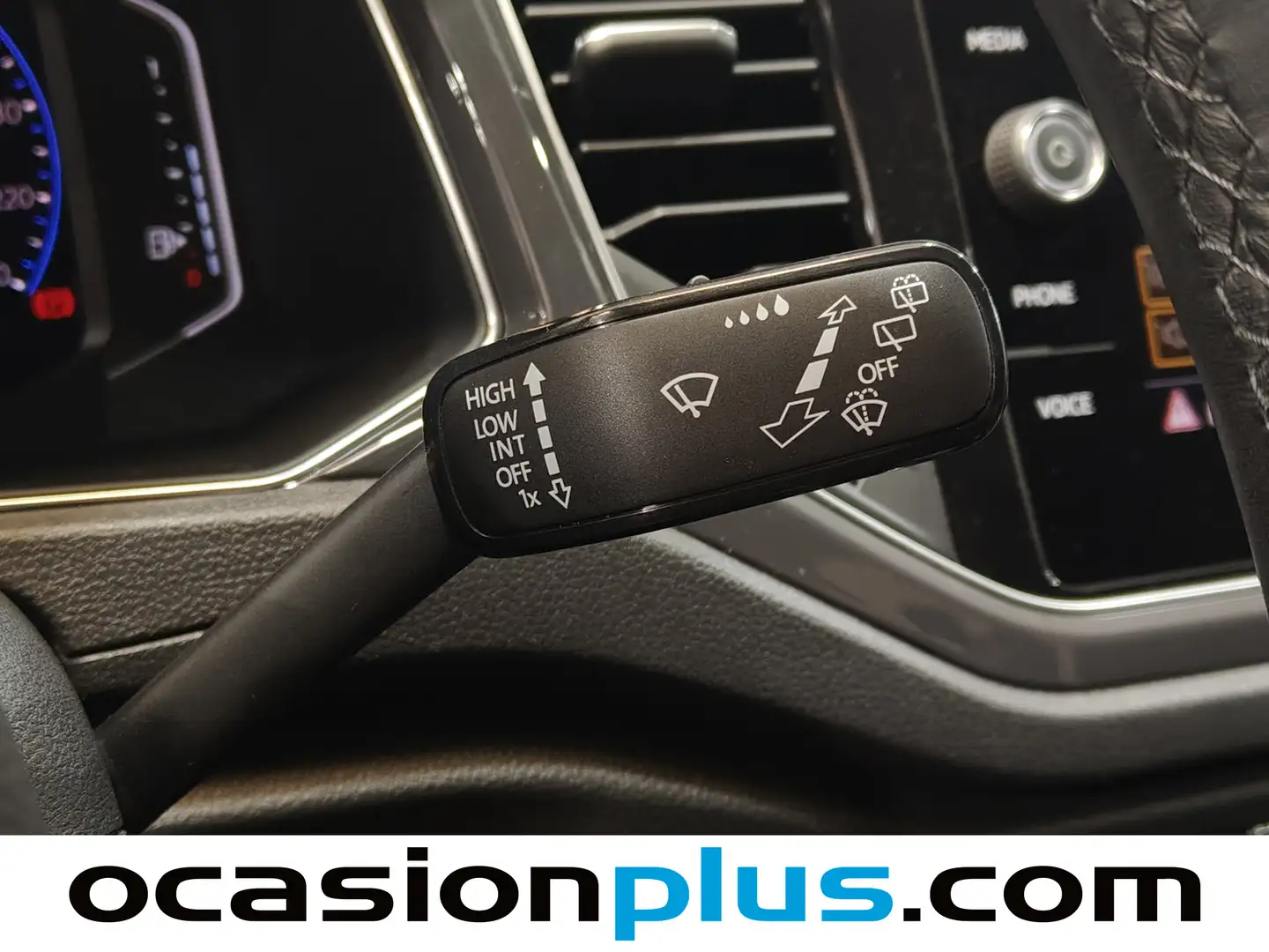 Foto Volkswagen T-Roc Volkswagen T-Roc Sport 1.5 TSI (150 CV)