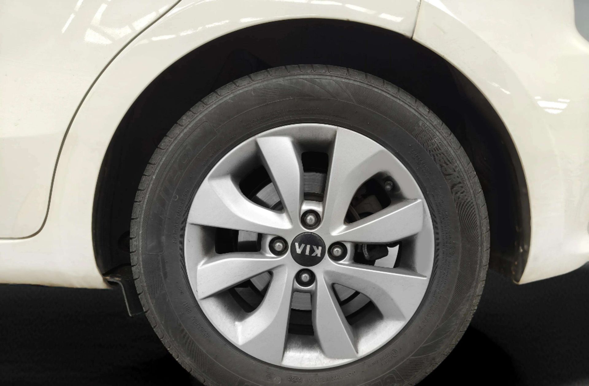 Kia Rio 1.1 CRDi WGT Tech - foto 32