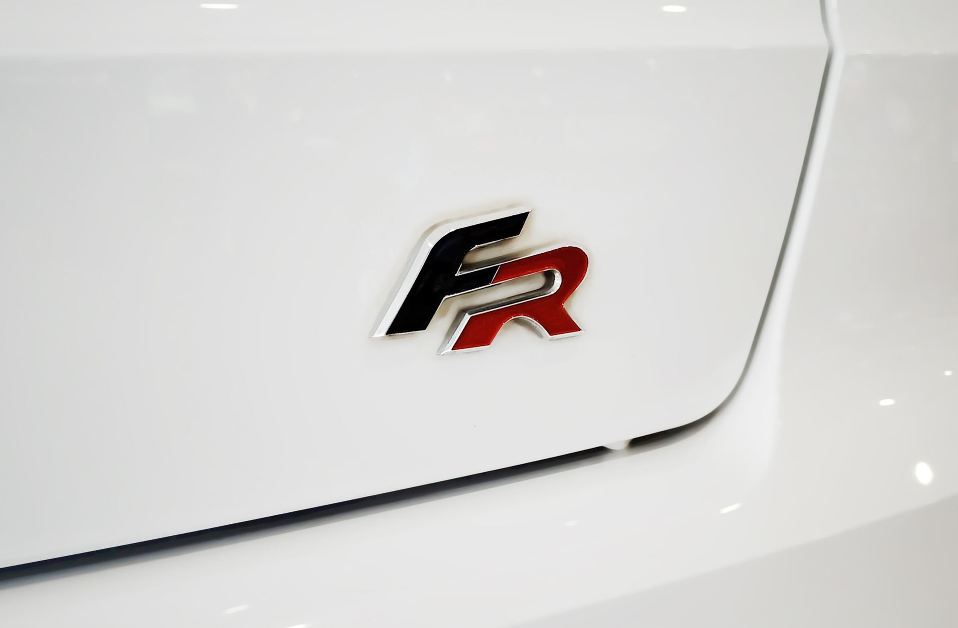 SEAT Arona 1.0 TSI Ecomotive FR Edition - foto 5