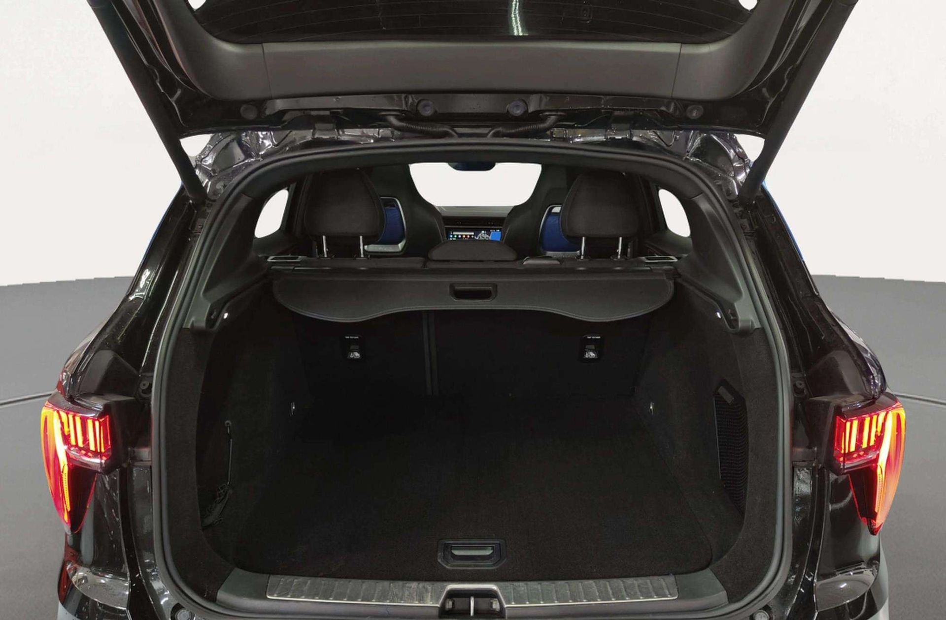 Lynk & Co 01 1.5 PHEV - foto 21