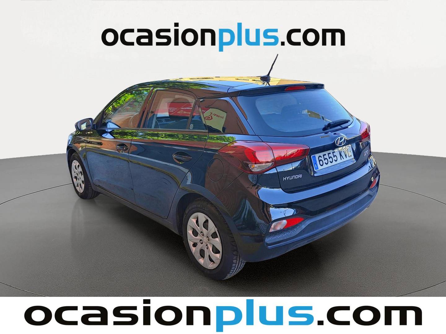 Foto trasera Hyundai i20 Hyundai i20 1.2 MPI Essence LE (75 CV) izquierda