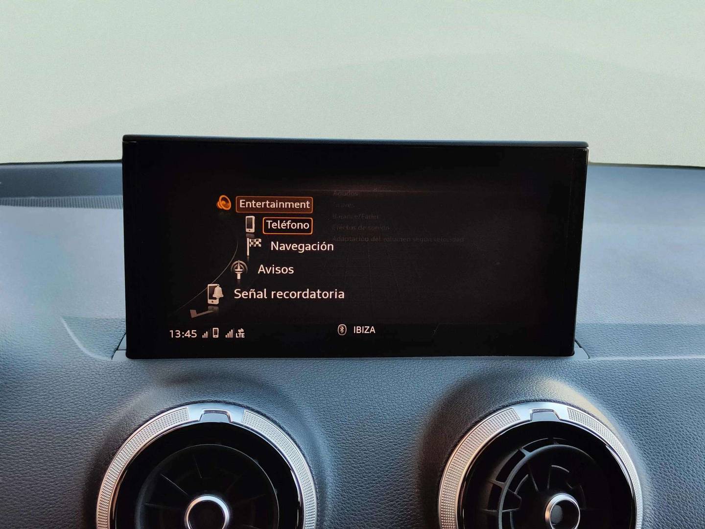 Audi Q2 Audi Q2 Black line 35 TFSI (150 CV) S tronic Pack S-Line gasolina