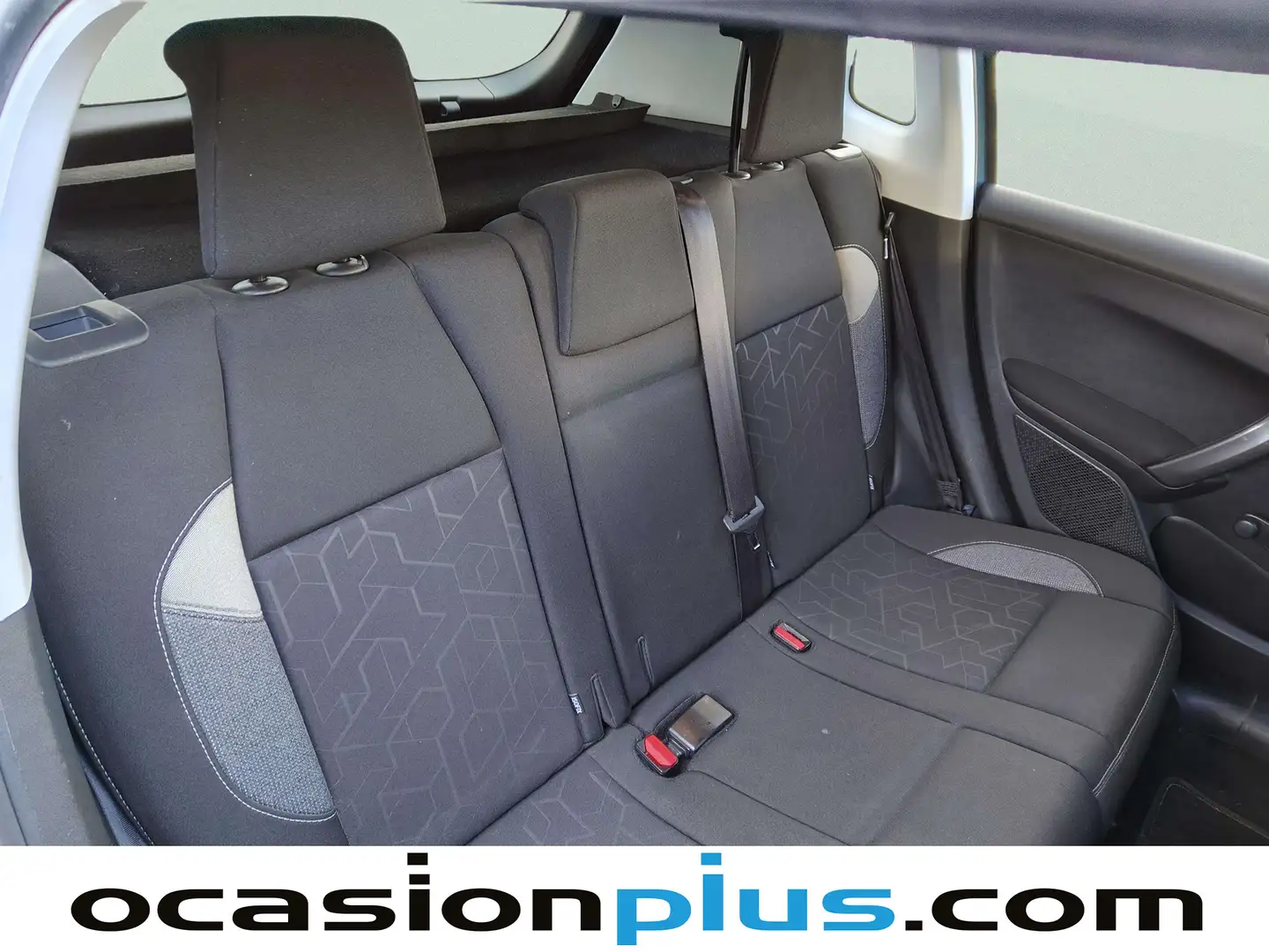 Foto Peugeot 2008 Peugeot 2008 BlueHDi 100 Style (100 CV)