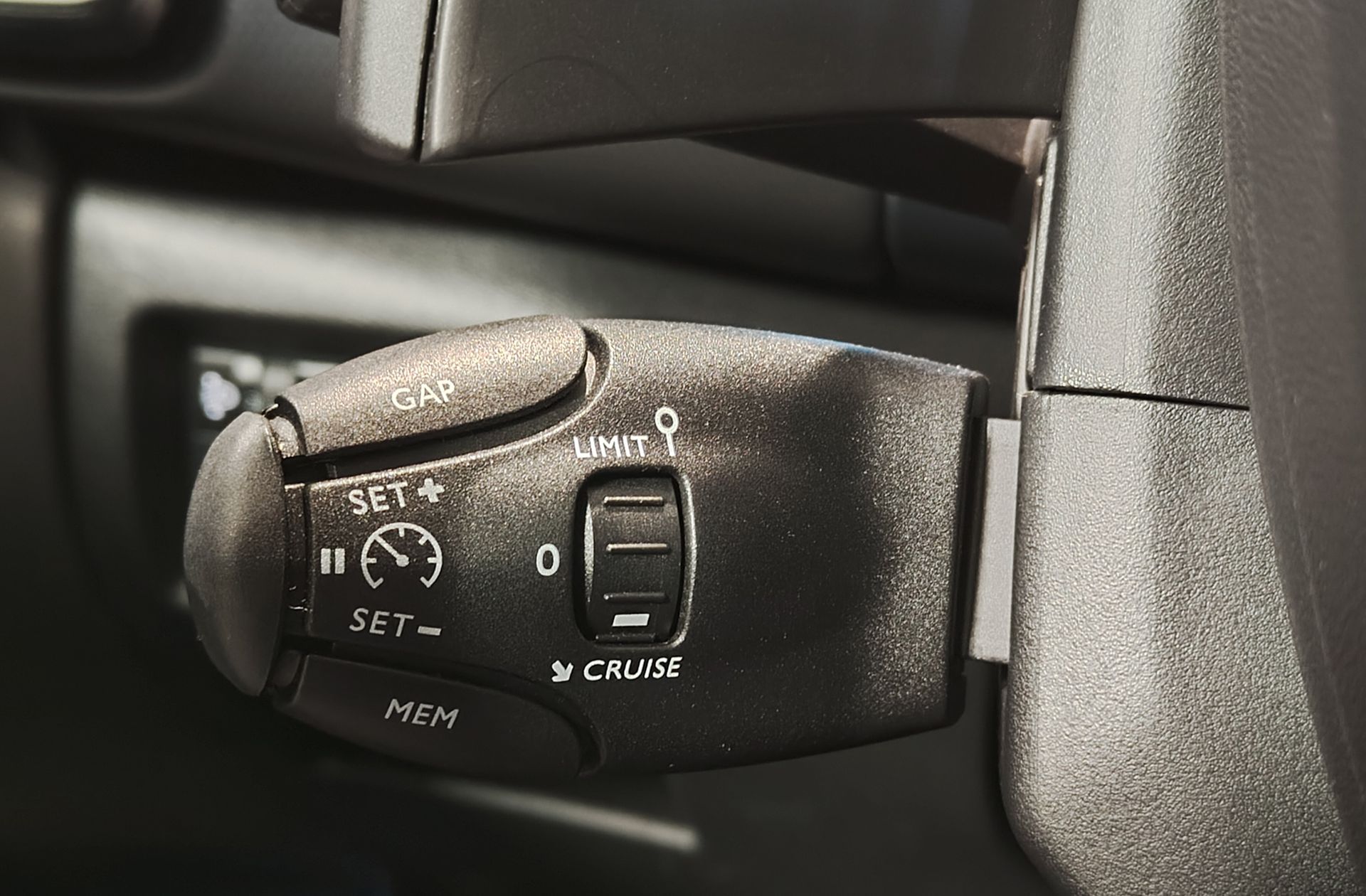 Citroën C5 Aircross Plug-in Hybrid Max e-EAT8 - foto 25