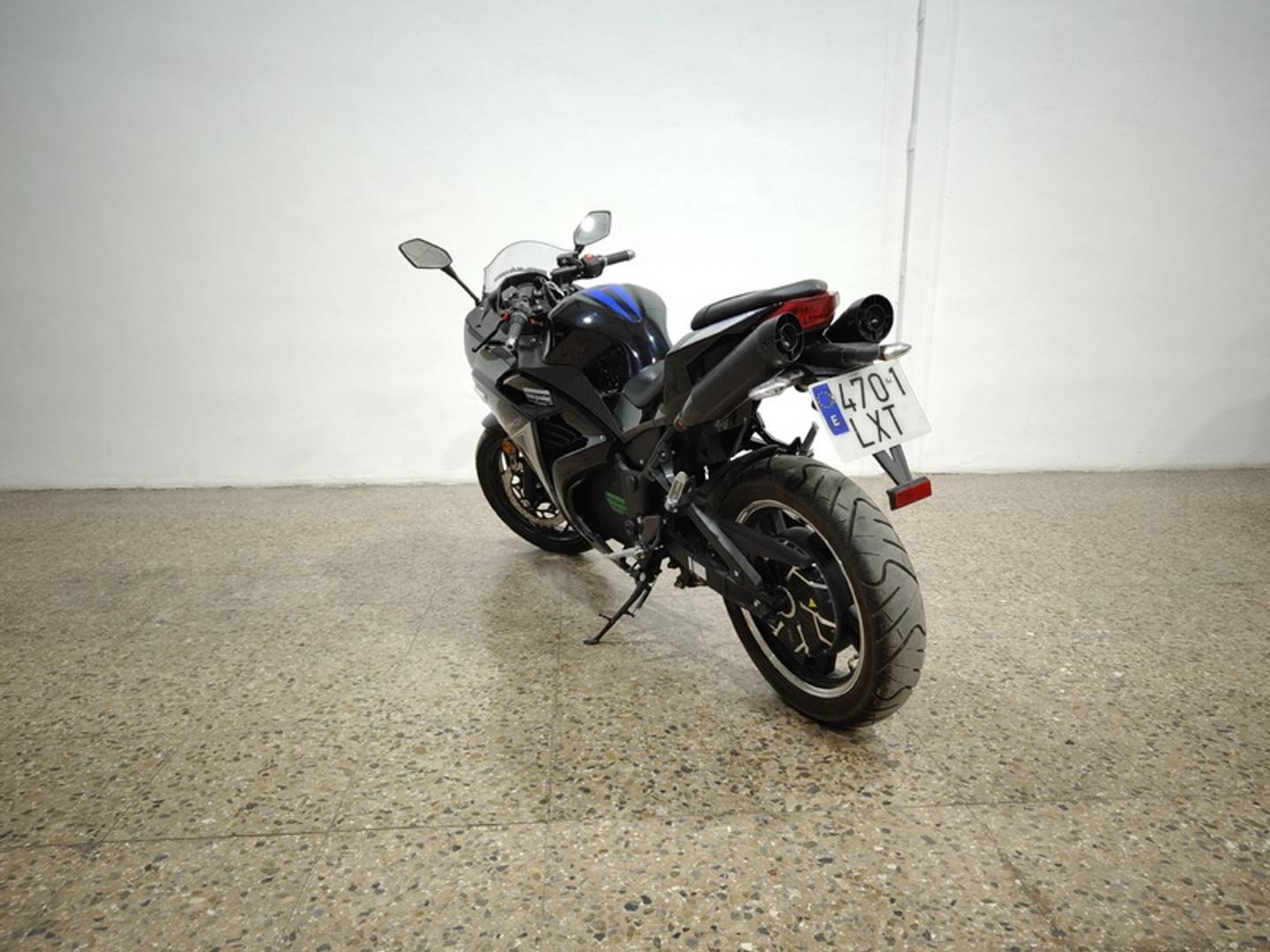 Foto E-BROH BRAVO E-BROH BRAVO CR (6CV)