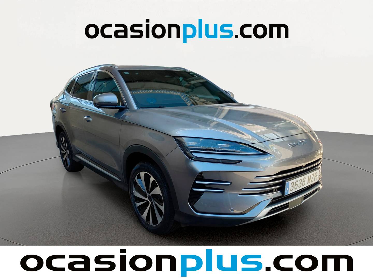 Foto delantera BYD Seal U DM-i BYD Seal U DM-i DM-i Comfort (218 CV) derecha
