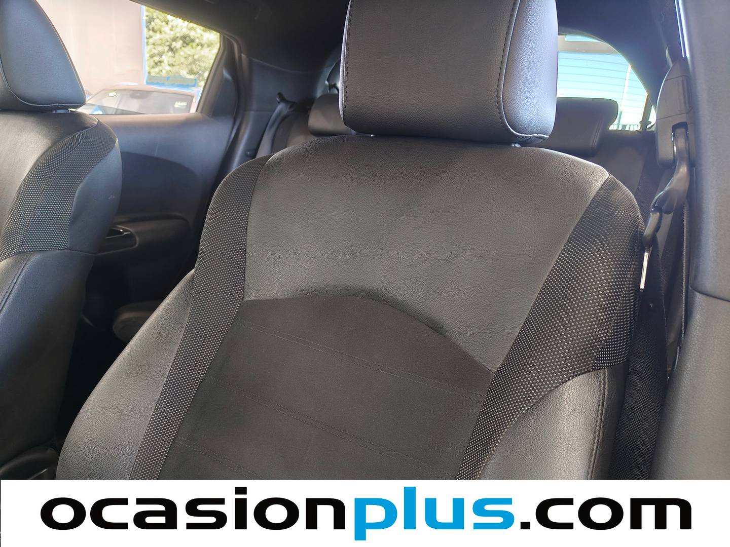 Extras del Nissan JUKE Nissan Juke 1.2 DIG-T N-Connecta (115 CV)