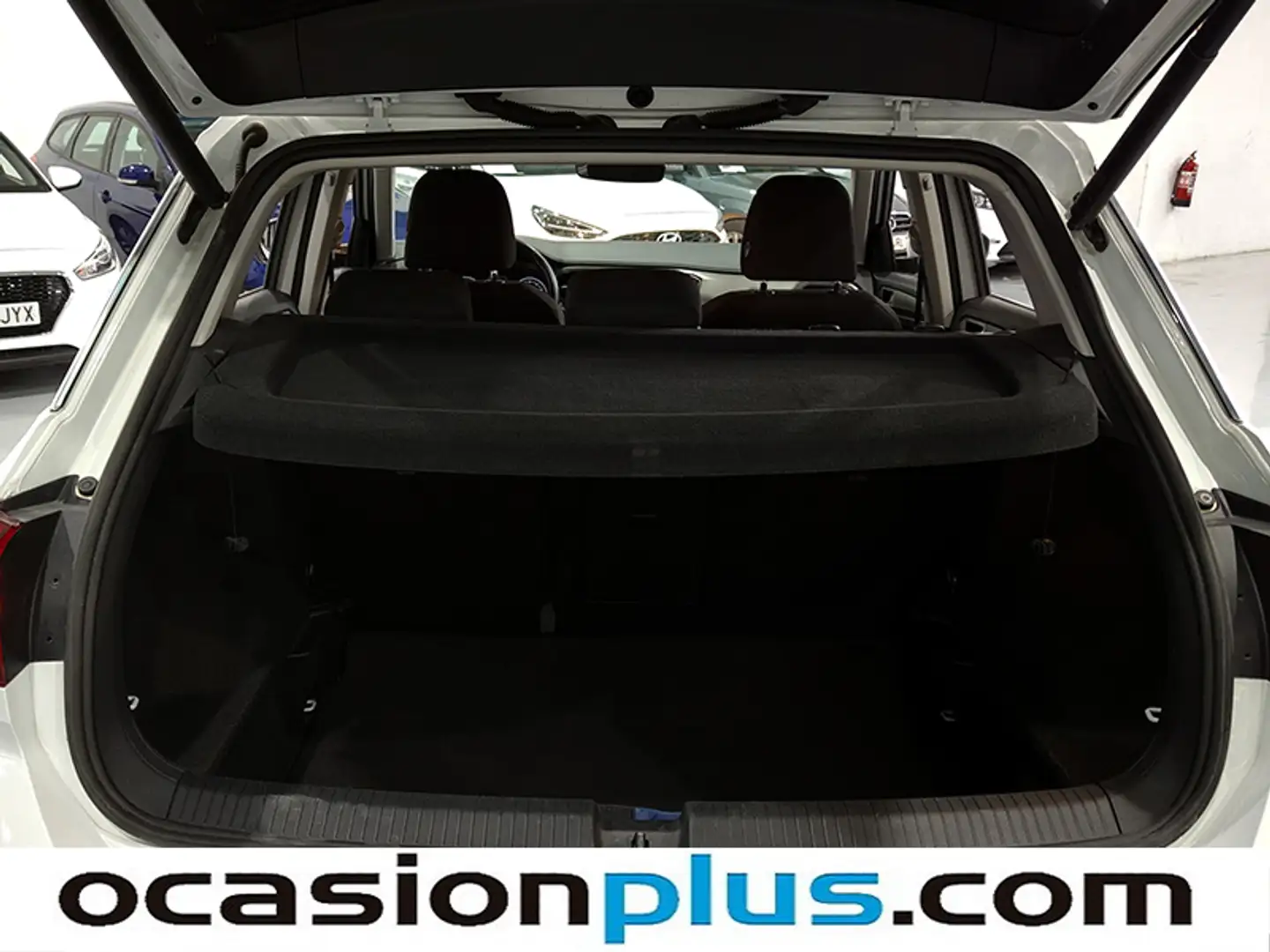 Foto Volkswagen T-Roc Volkswagen T-Roc Advance 2.0 TDI (115 CV)