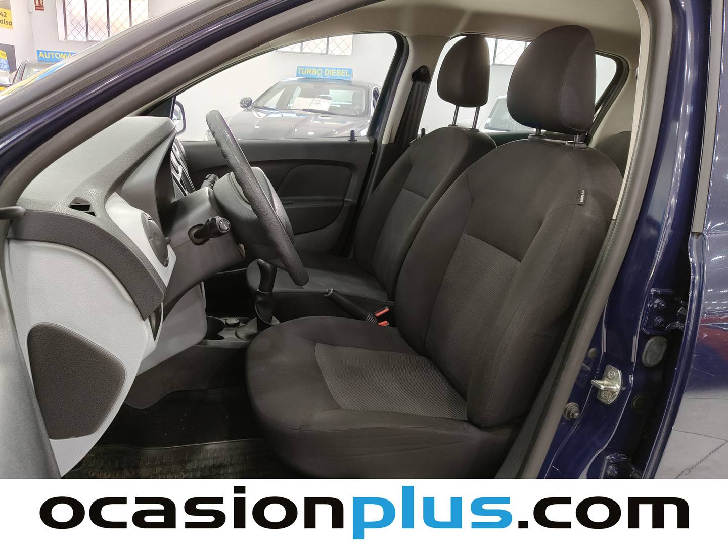 Foto asientos delanteros Dacia Sandero Dacia Sandero 1.2 Base (75 CV)