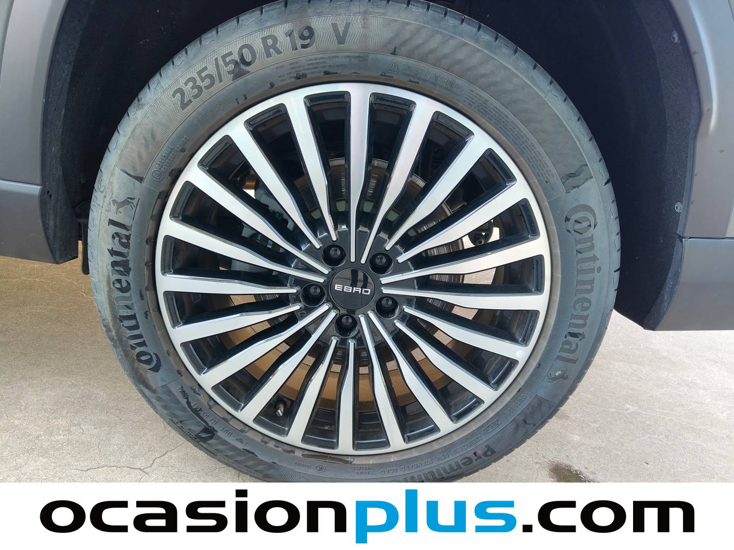 EBRO S800 EBRO S800 1.6 TGDI Premium DCT (147 CV) 147cv
