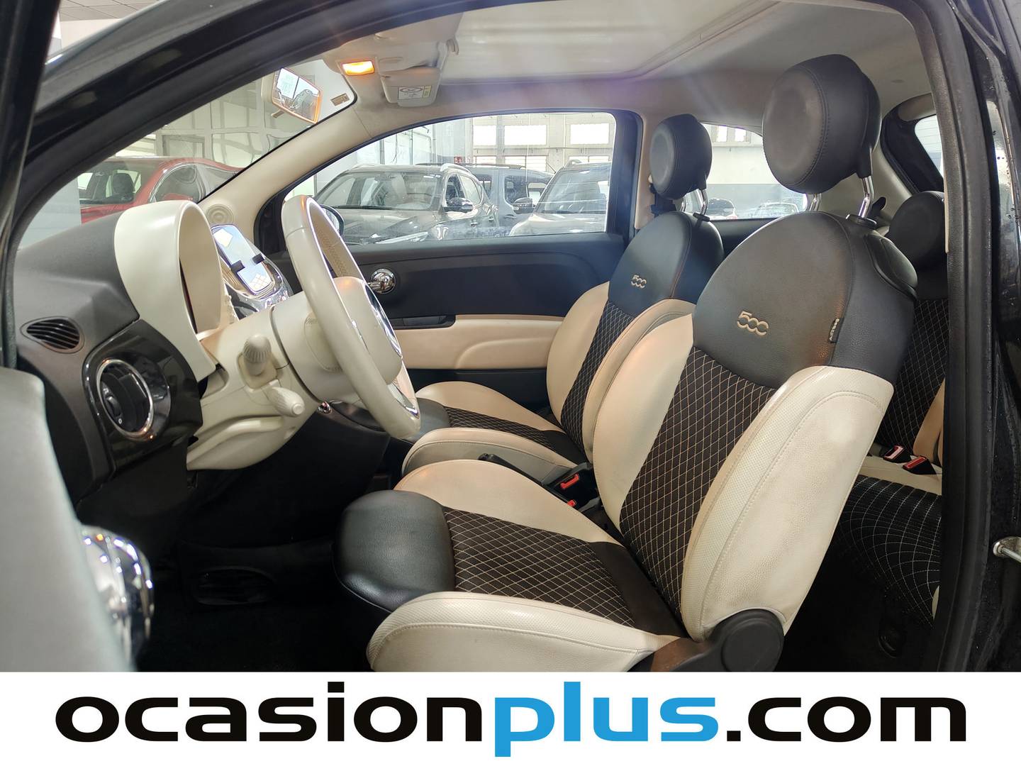 Foto asientos delanteros Fiat 500 Fiat 500 1.0 Hybrid Dolcevita (70 CV)