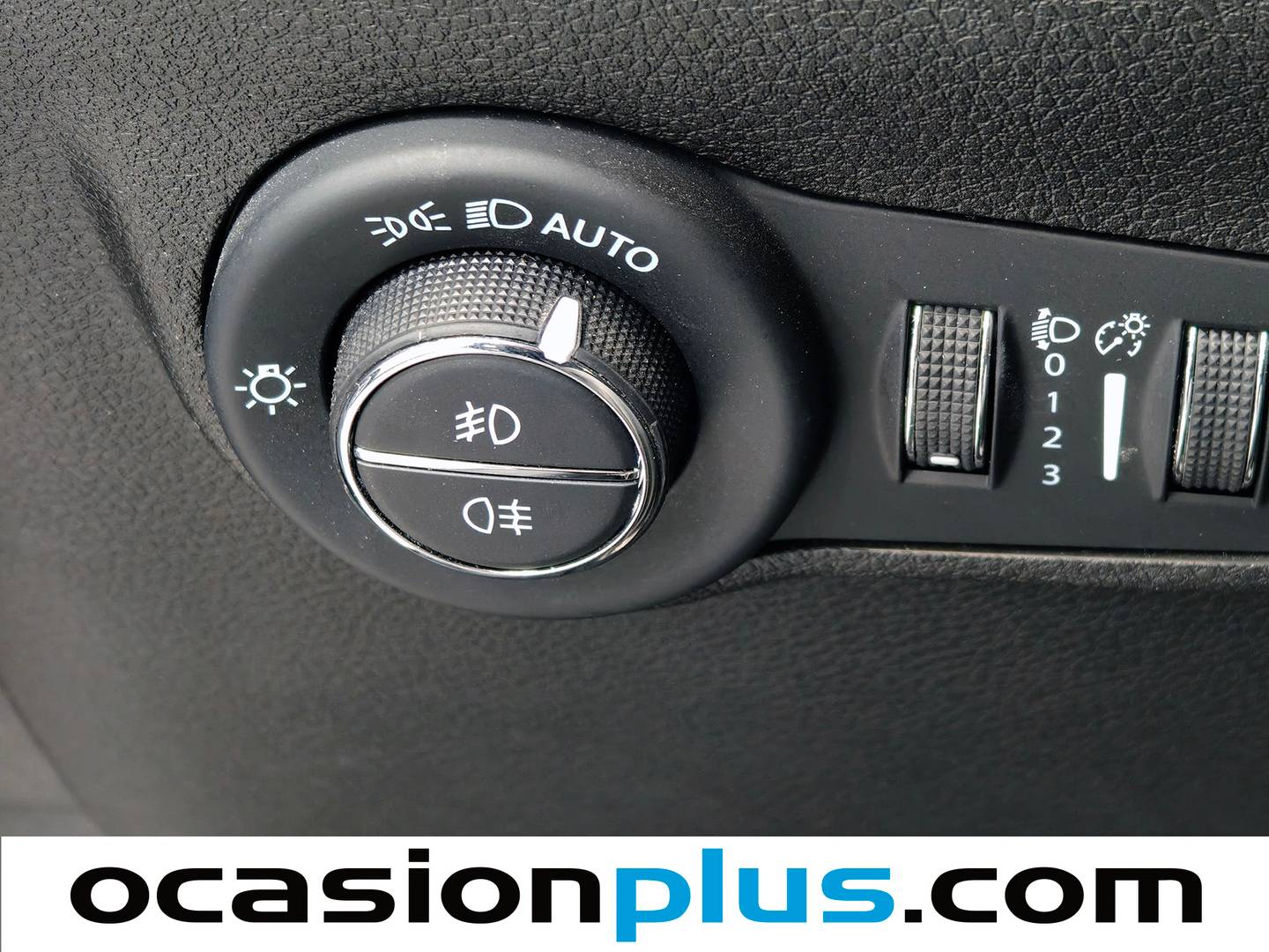 Acabados Jeep Compass Jeep Compass 1.3 Gse Limited 4x2 FWD (130 CV)