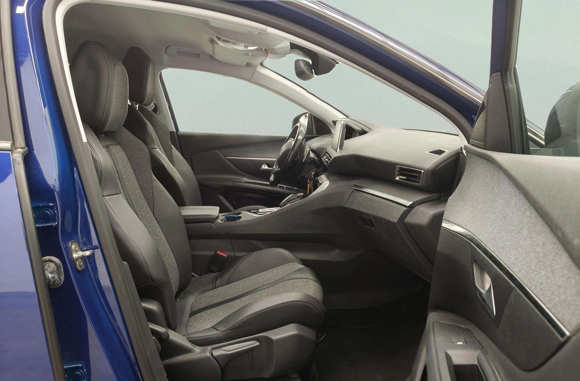 Peugeot 3008 PureTech 130 Allure EAT8 - foto 18