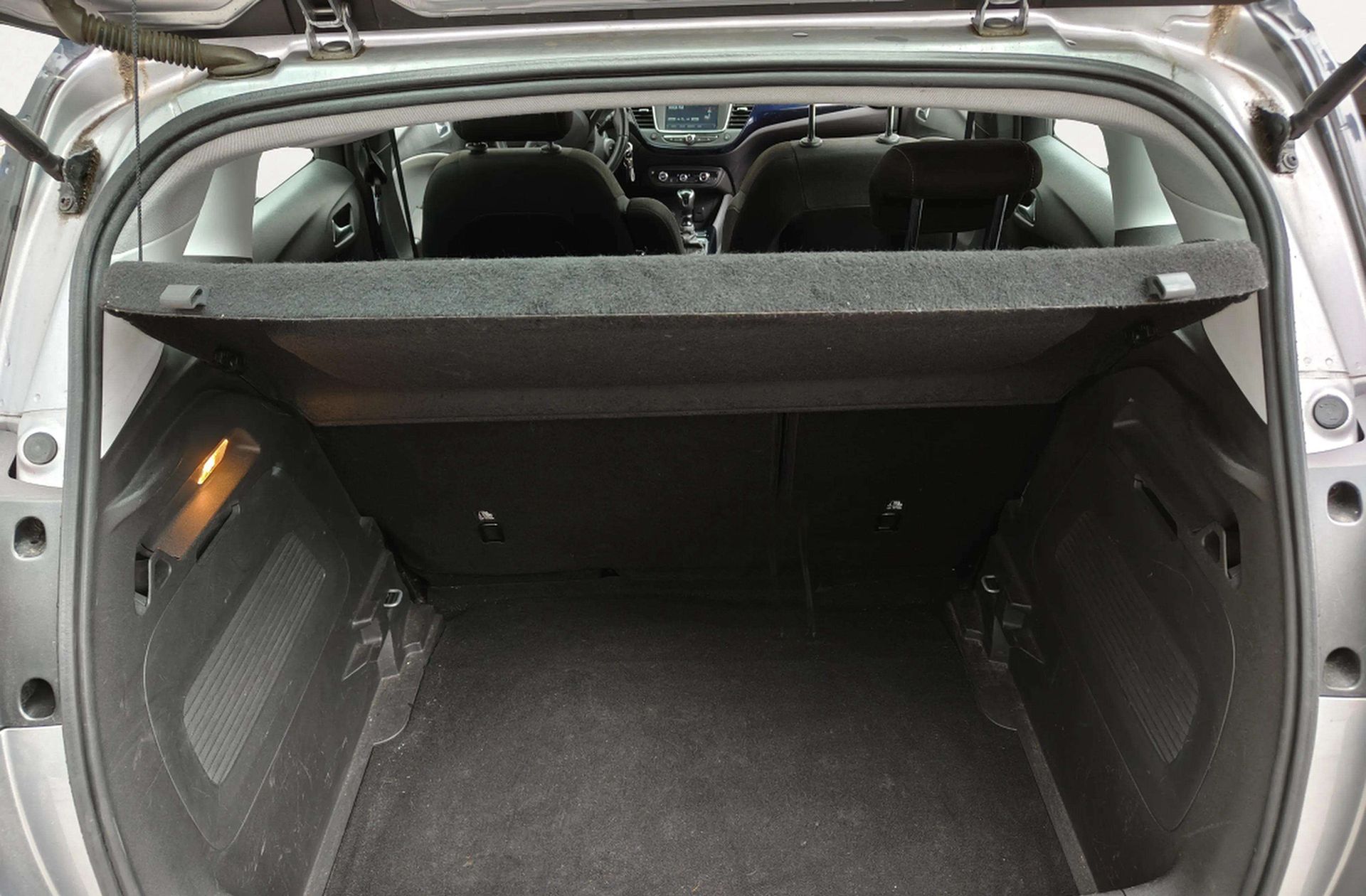 Opel Crossland 1.2 Design Line 120 Aniversario - foto 19