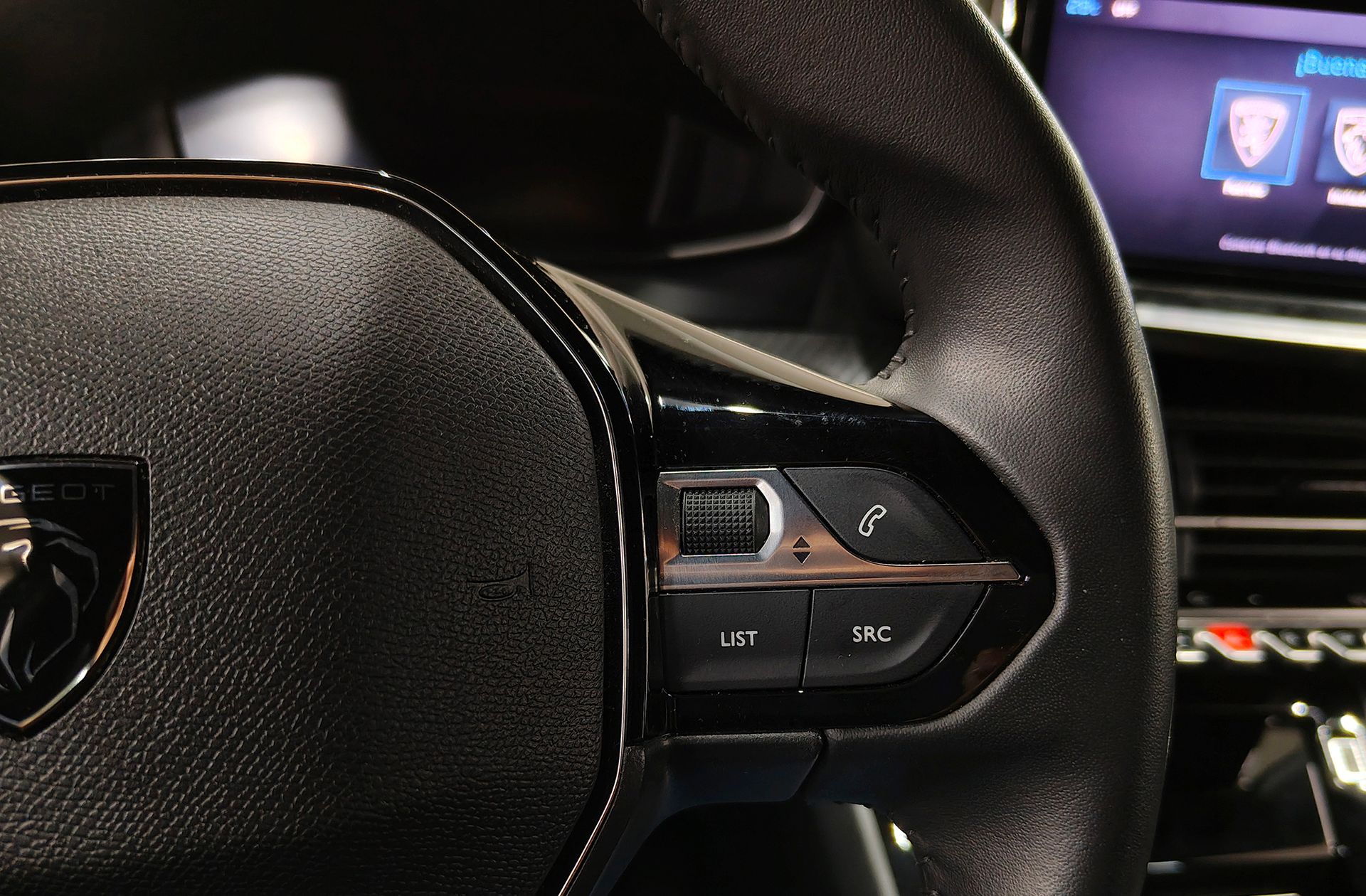Peugeot 2008 PureTech 100 Allure - foto 35