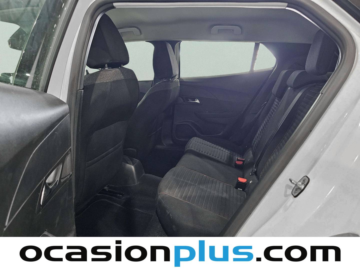 Foto asientos traseros Peugeot 2008 Peugeot 2008 PureTech 100 S&S Active (100 CV)