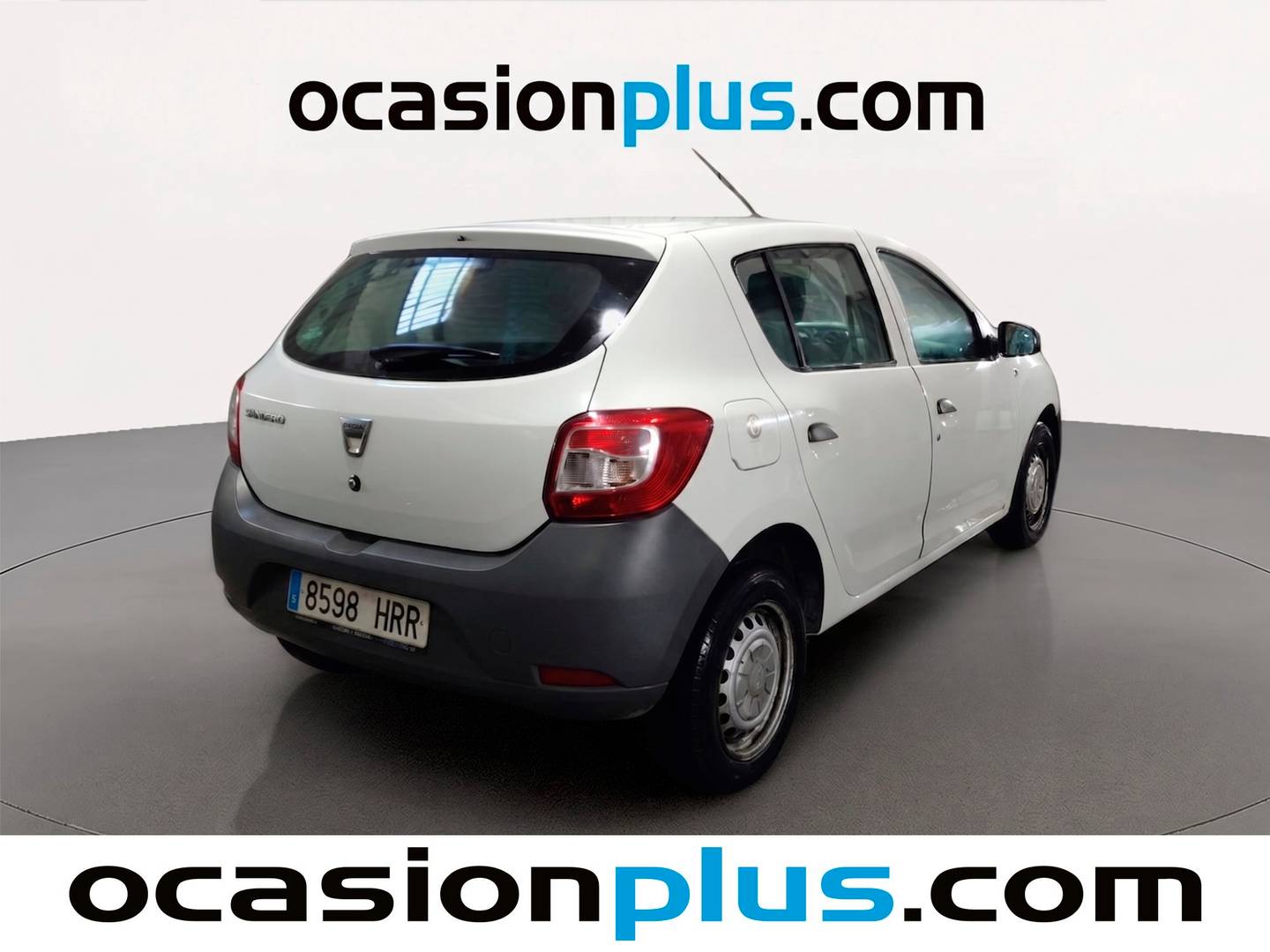 Foto trasera Dacia Sandero Dacia Sandero 1.2 Base (75 CV) derecha