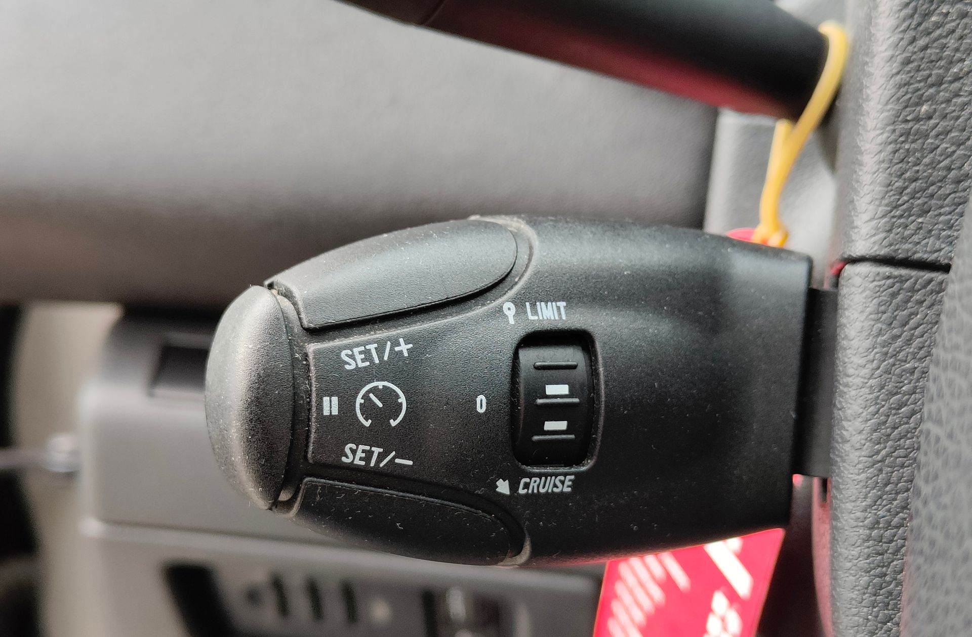 Peugeot 5008 Allure 1.2 PureTech 7 plazas - foto 26