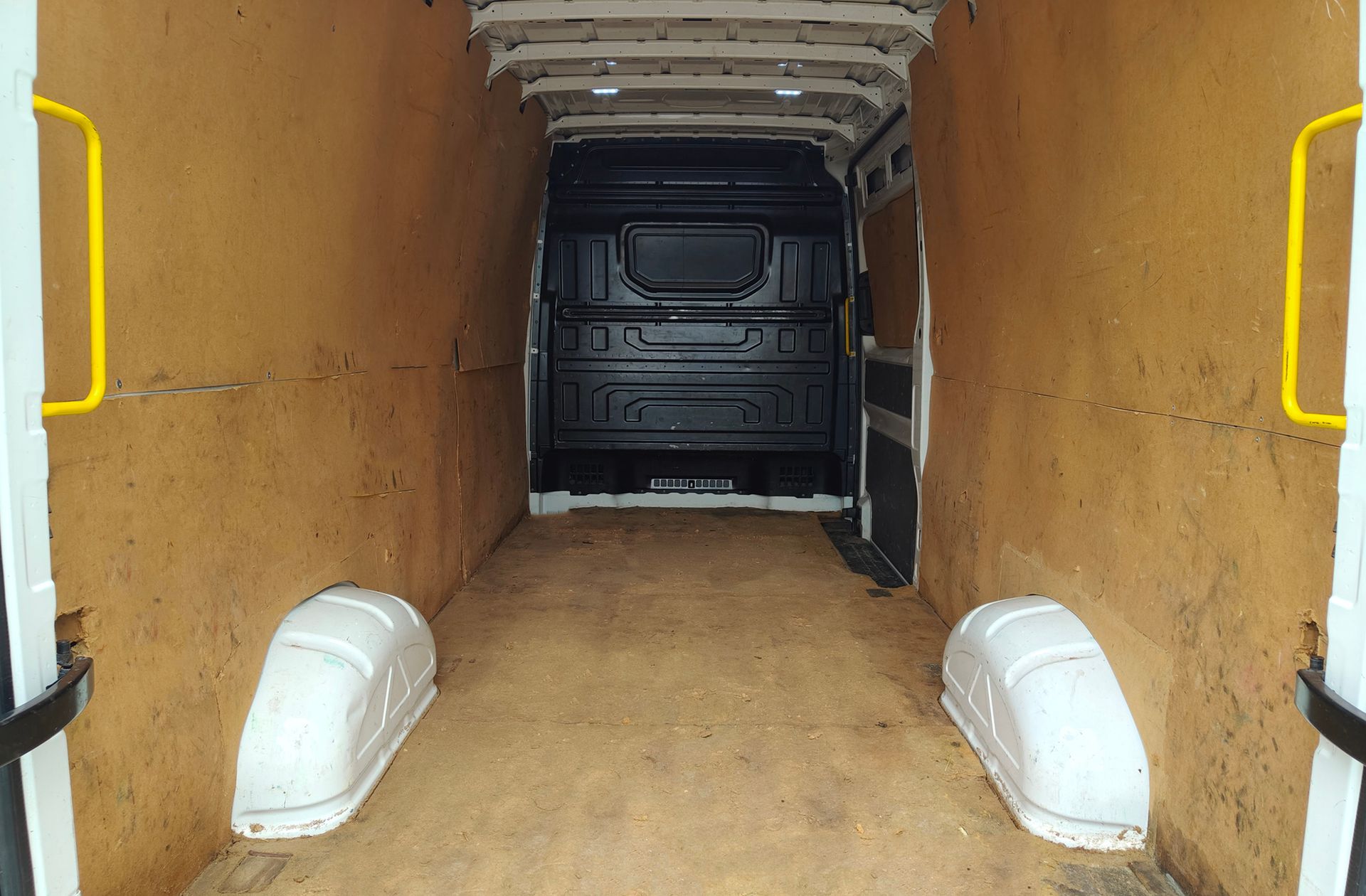 MAN TGE 2.0 TDI L4H2 3.5T RWD - foto 13