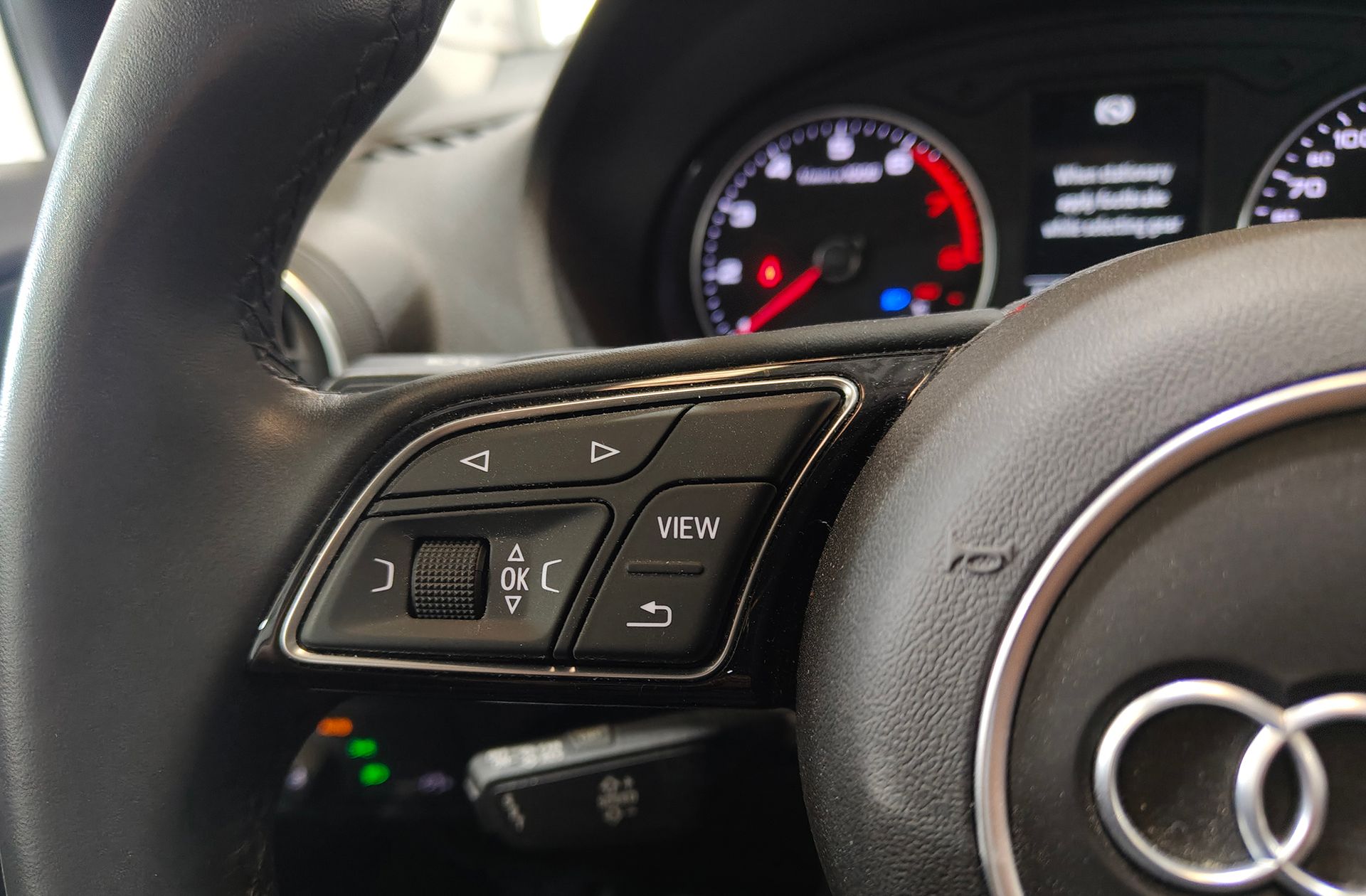 Audi Q2 Advanced 35 TFSI S tronic - foto 28