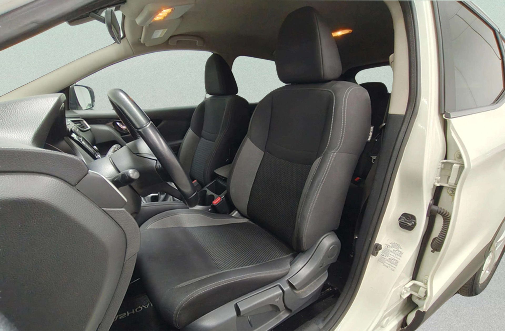 Nissan Qashqai dCi 110 Acenta 4x2 - foto 8