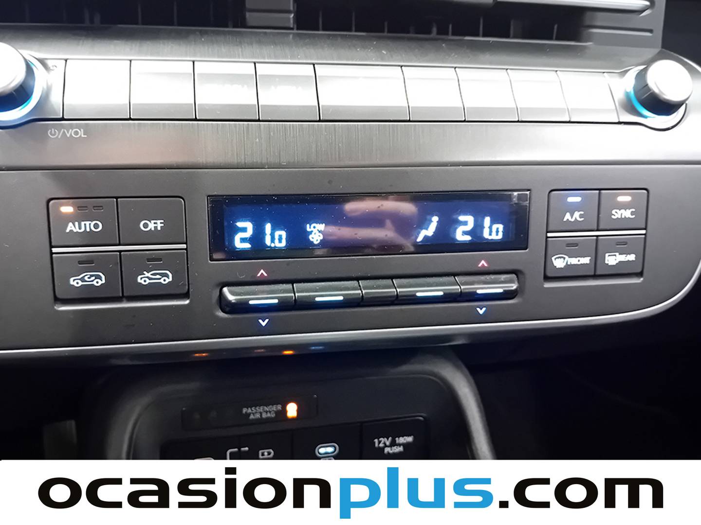 Foto Hyundai Kona Hyundai Kona 1.0 TGDi Maxx 4x2 (120 CV)