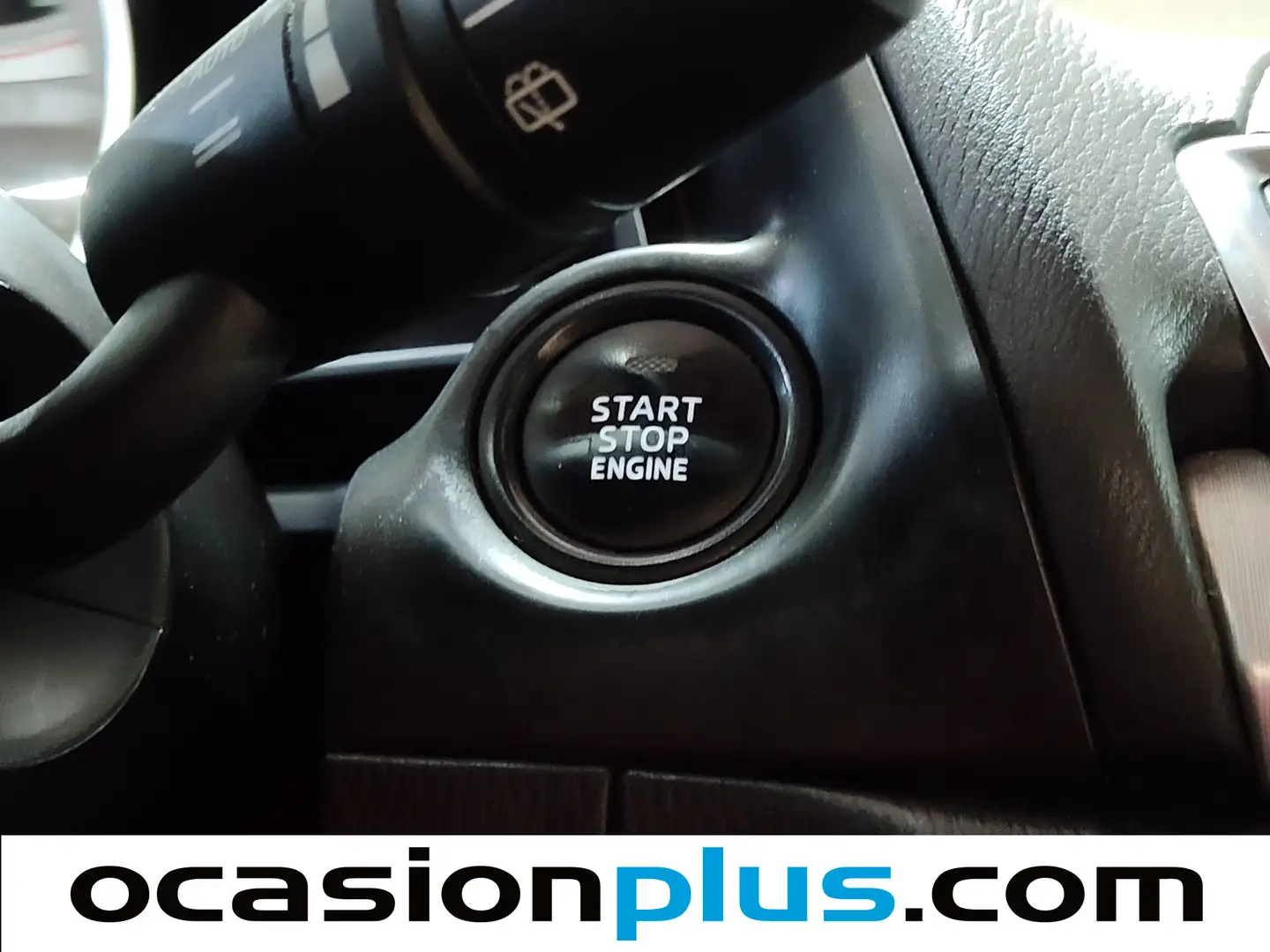 Foto Mazda Mazda3 Mazda Mazda 3 1.5 DE MT Luxury+Nav SportSedan (105 CV)