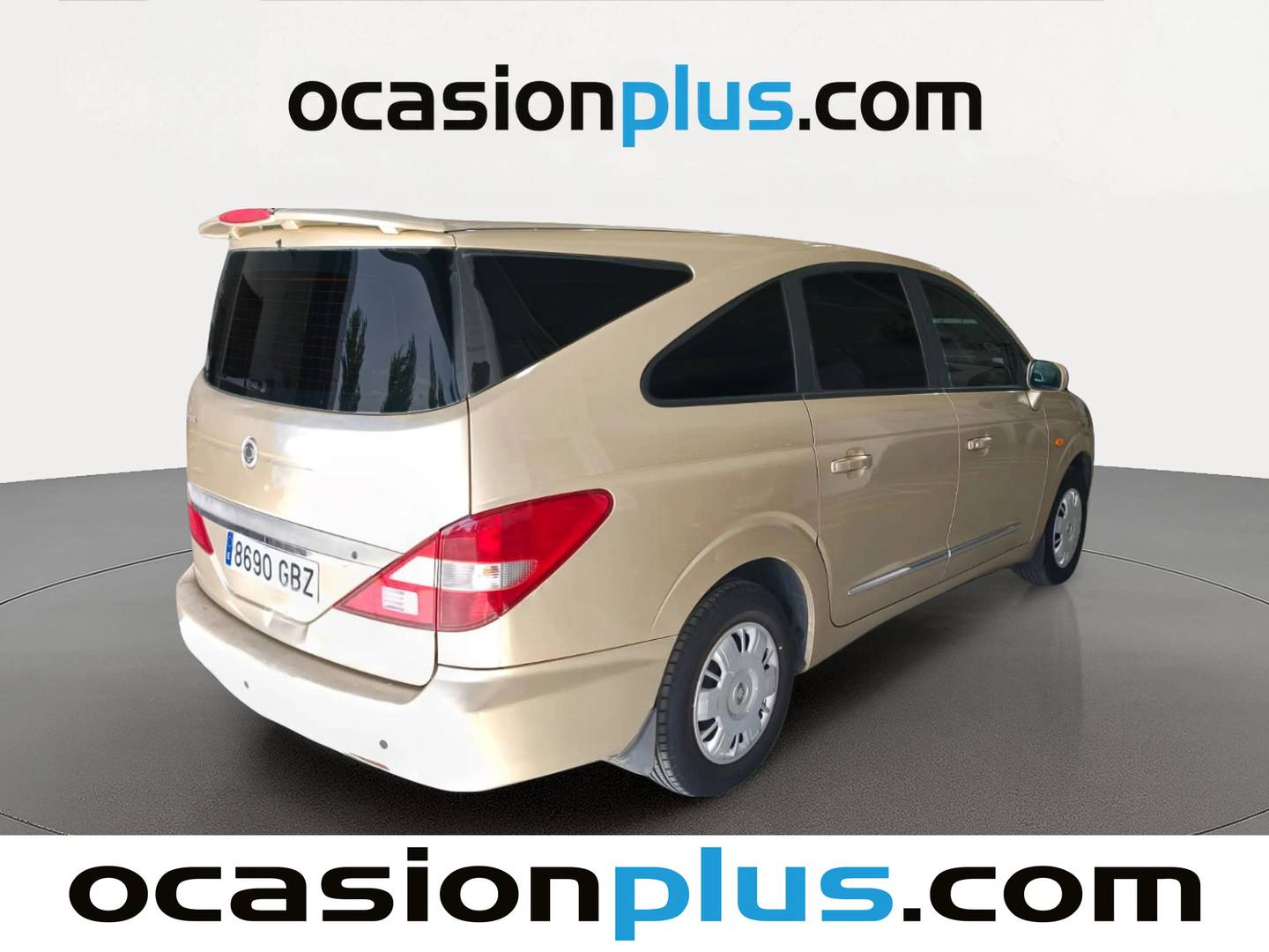 Foto trasera SsangYong Rodius SsangYong Rodius 270 Xdi (165 CV) 7 Plazas derecha