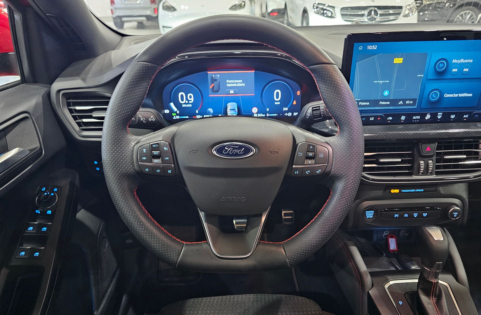 Ford Focus 1.0 EcoBoost MHEV ST-Line - foto 24
