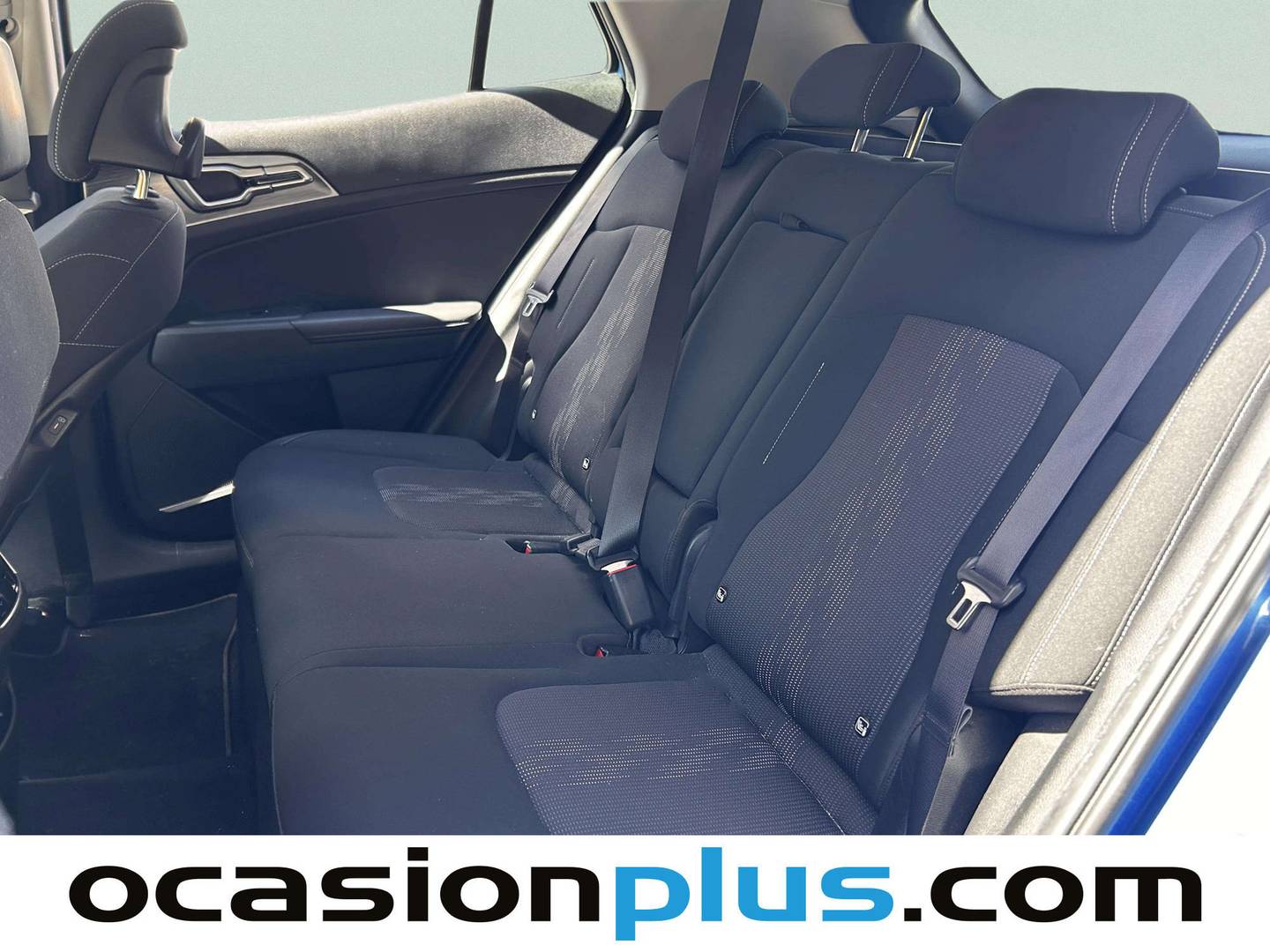 Foto asientos traseros KIA Sportage KIA Sportage 1.6 T-GDi MHEV Drive 4x2 (150 CV)