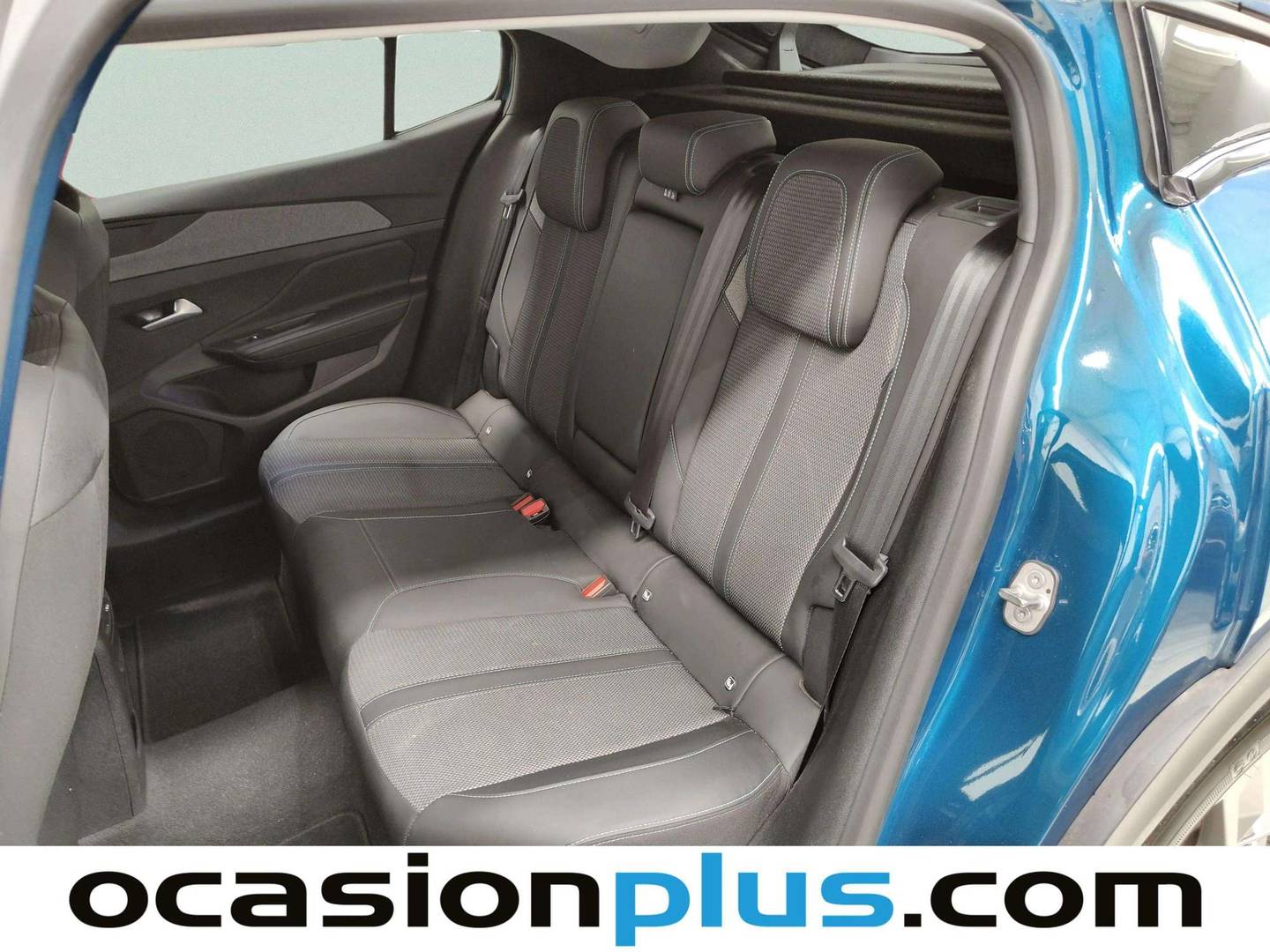 Foto asientos traseros Peugeot 408 Peugeot 408 Allure Hybrid eDCS6 (136 CV)