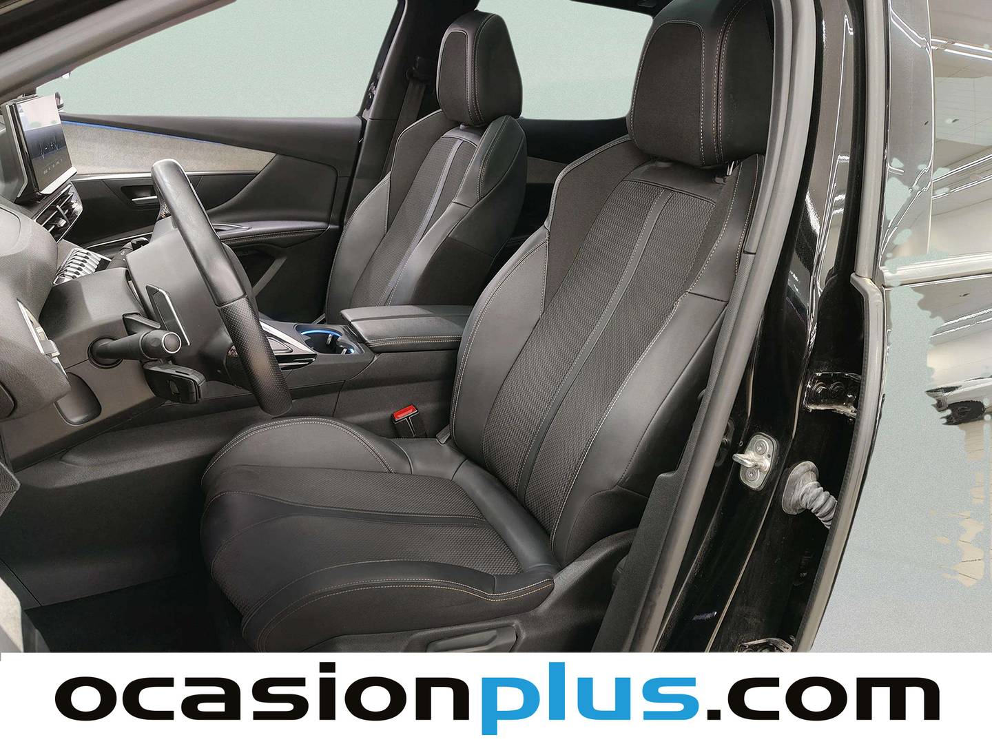 Foto Peugeot 3008 Peugeot 3008 PureTech 130 S&S GT EAT8 (130 CV)