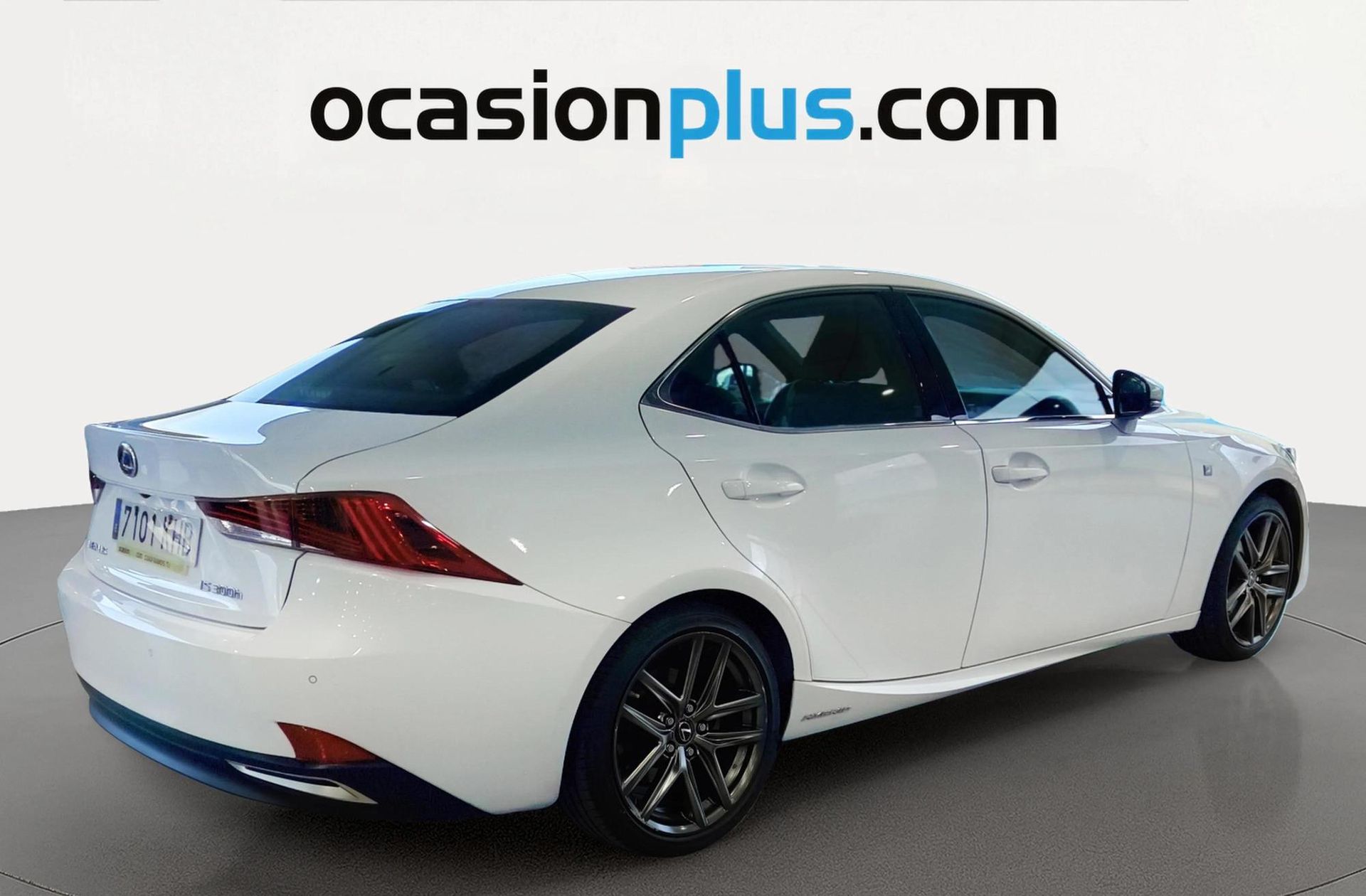 Lexus IS 300h F-Sport - foto 4