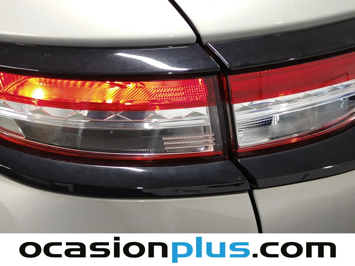 Foto DS DS 3 DS DS3 PureTech 130 Performance Line Auto (130 CV)