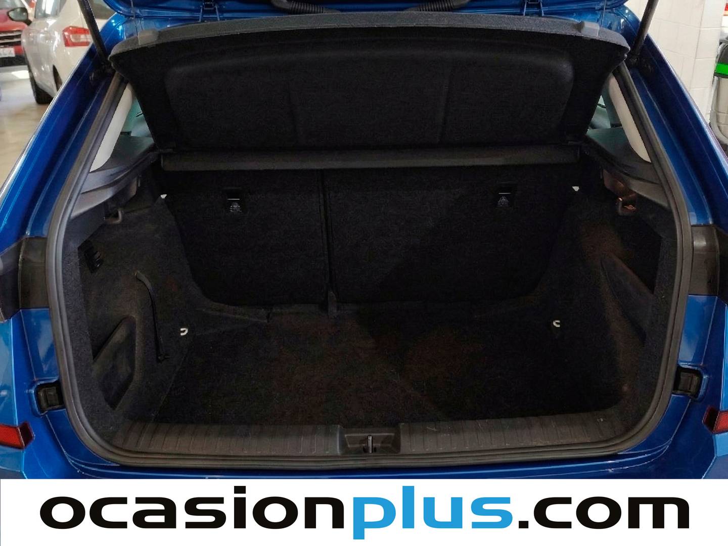 Skoda Kamiq Skoda Kamiq 1.0 TSI Ambition DSG (115 CV) gasolina